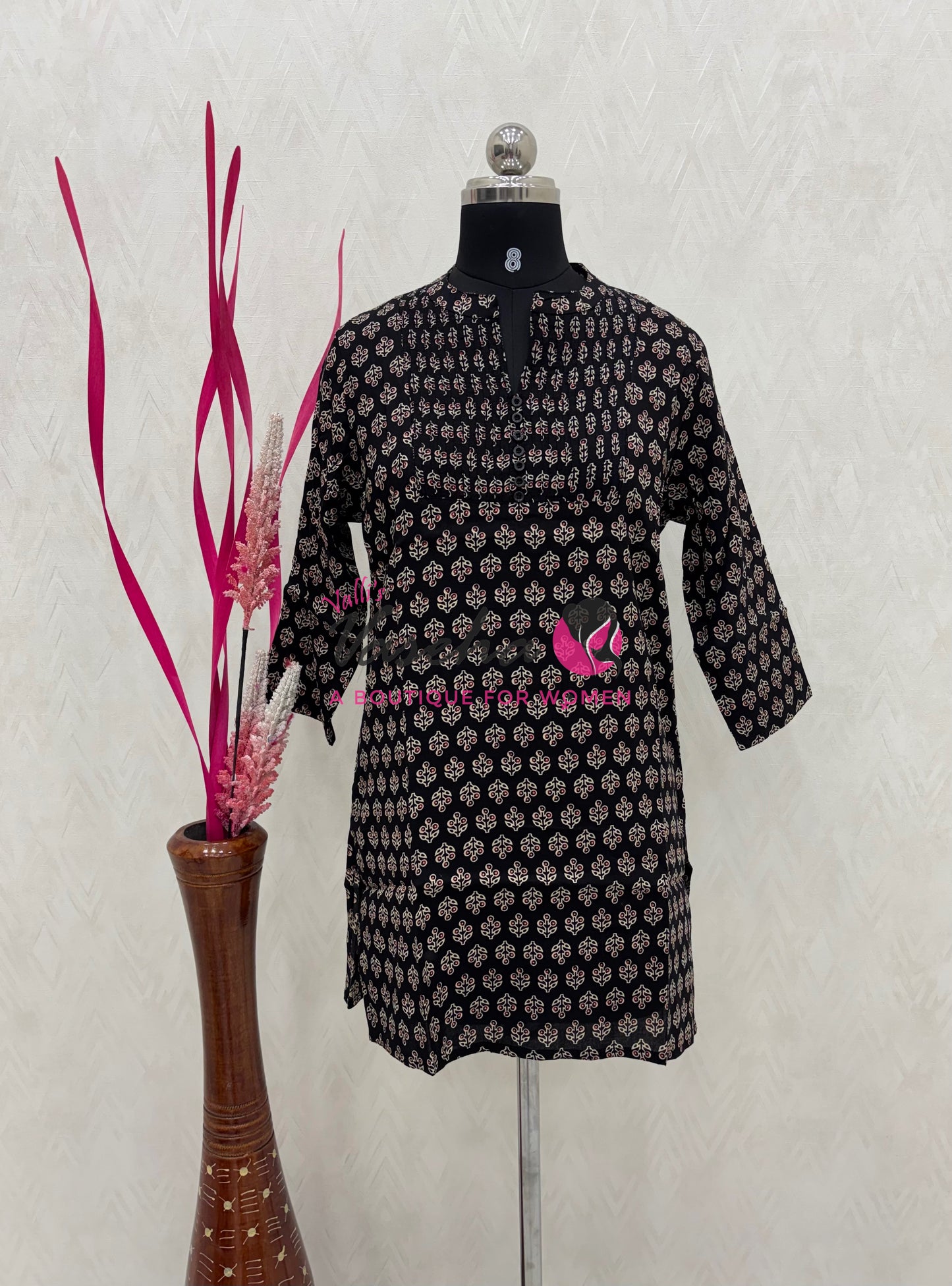 Ready Made - Short Top - Black Color - VVRST003