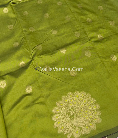 Semi Soft Silk - Peacock Butta Border - Green Shade -VVSSS011