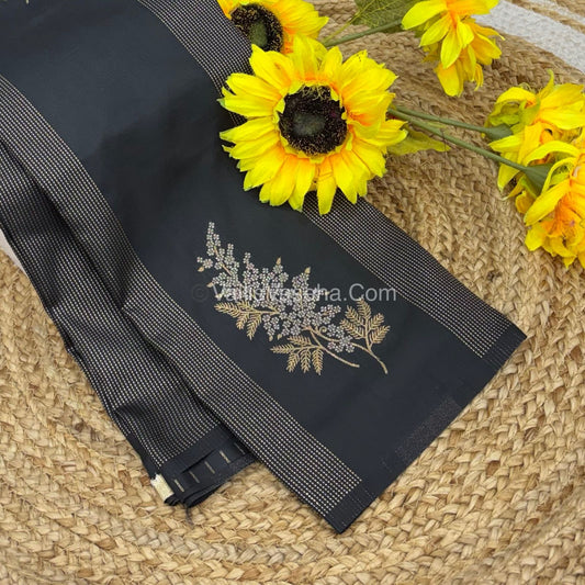 Semi Soft Silk - Border less - Black Shade -VVSSS026