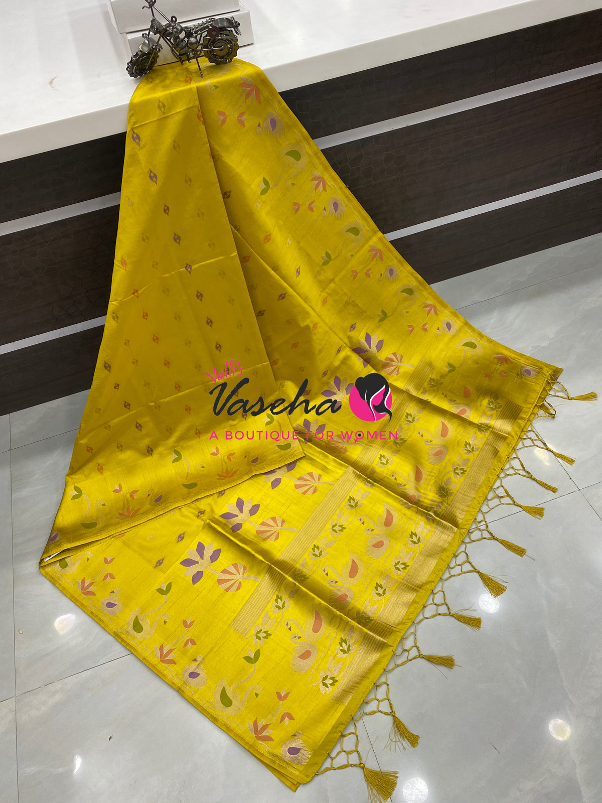 Banarasi - Heritage Meenakari Silk - Yellow Shade - VVBHS013
