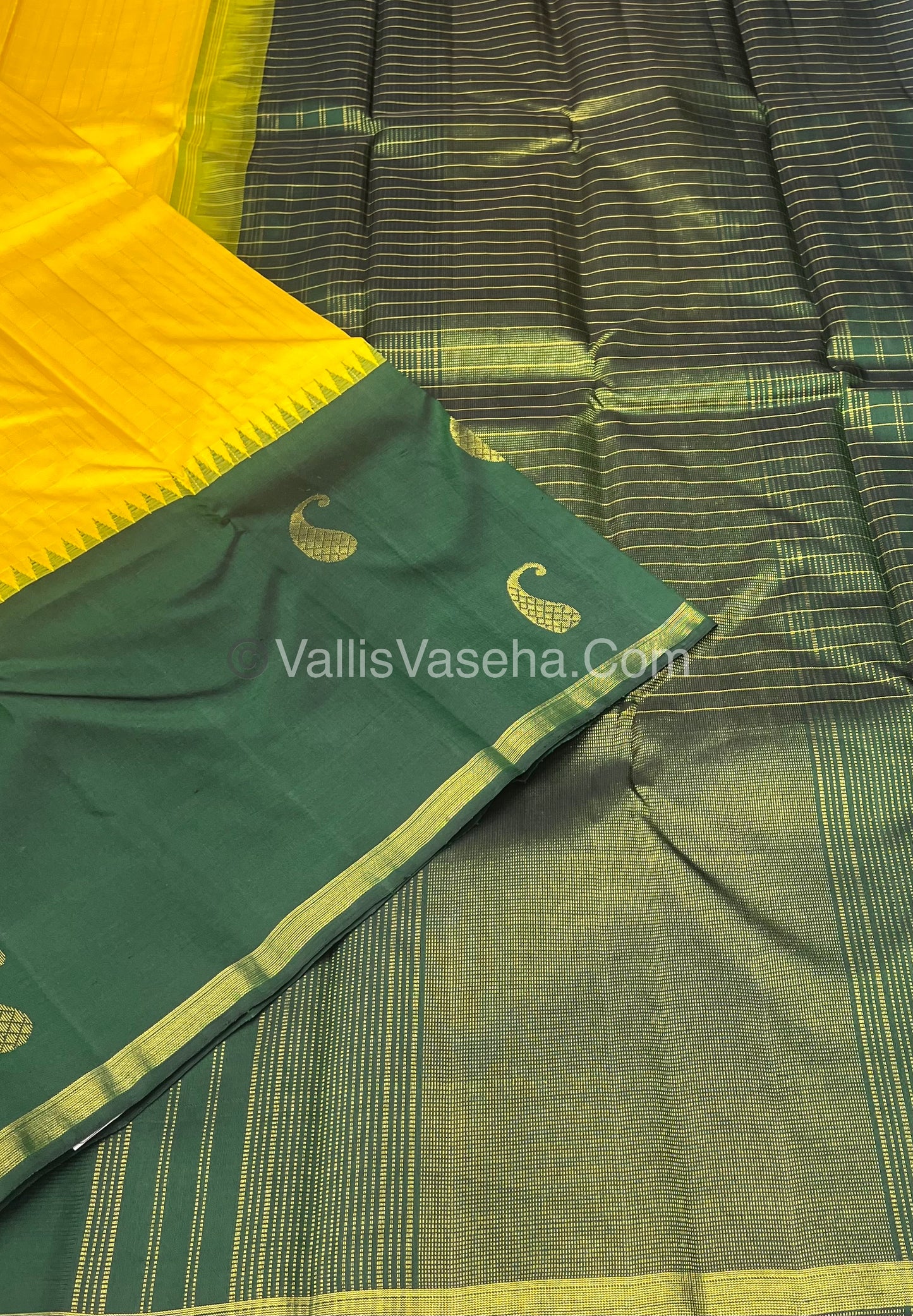 Pure Vintage Korvai Kanchipuram Silk Saree - Yellow & Green Combo - VVPS022