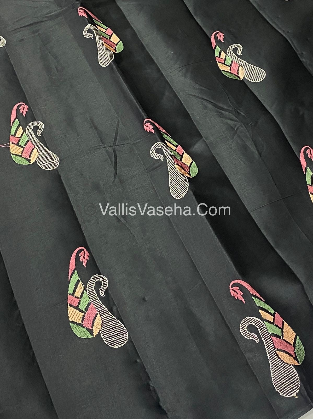 Butter Silk - Black & Red Combo - VVBS002