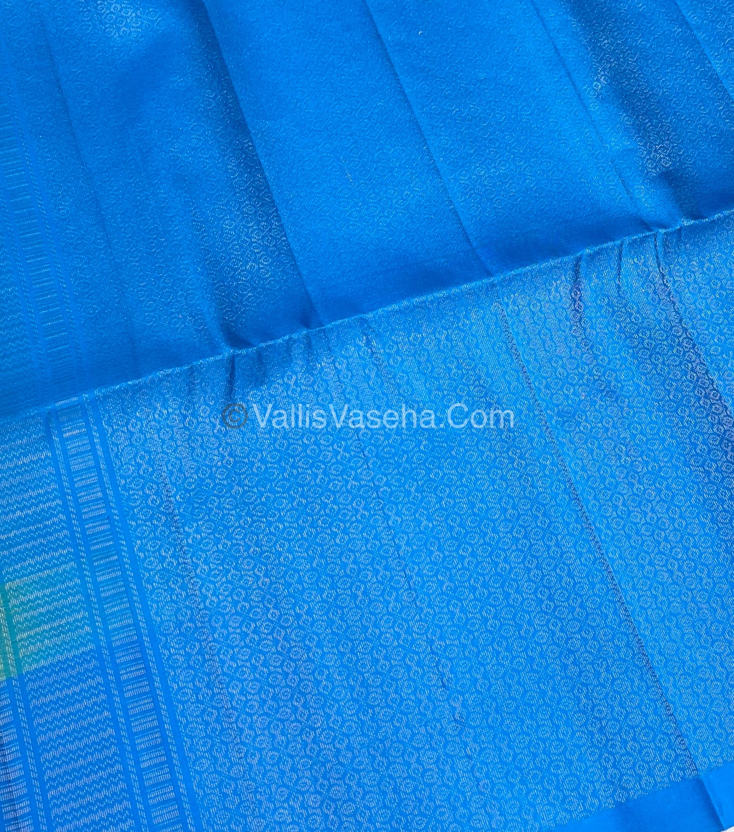 Pure Soft Silk Saree - Green With Blue Shade - VVPSS063