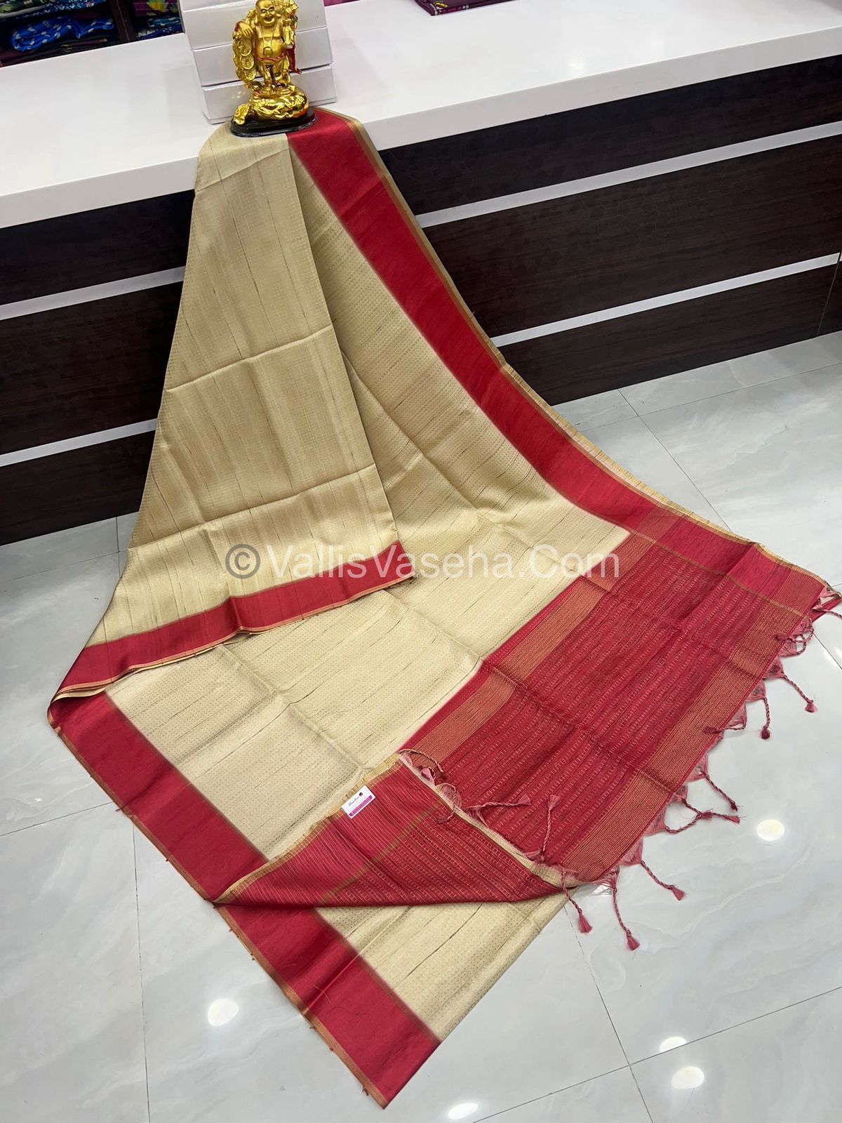 Semi Tussar Silk - Vairavoosi Design - VVSTS037