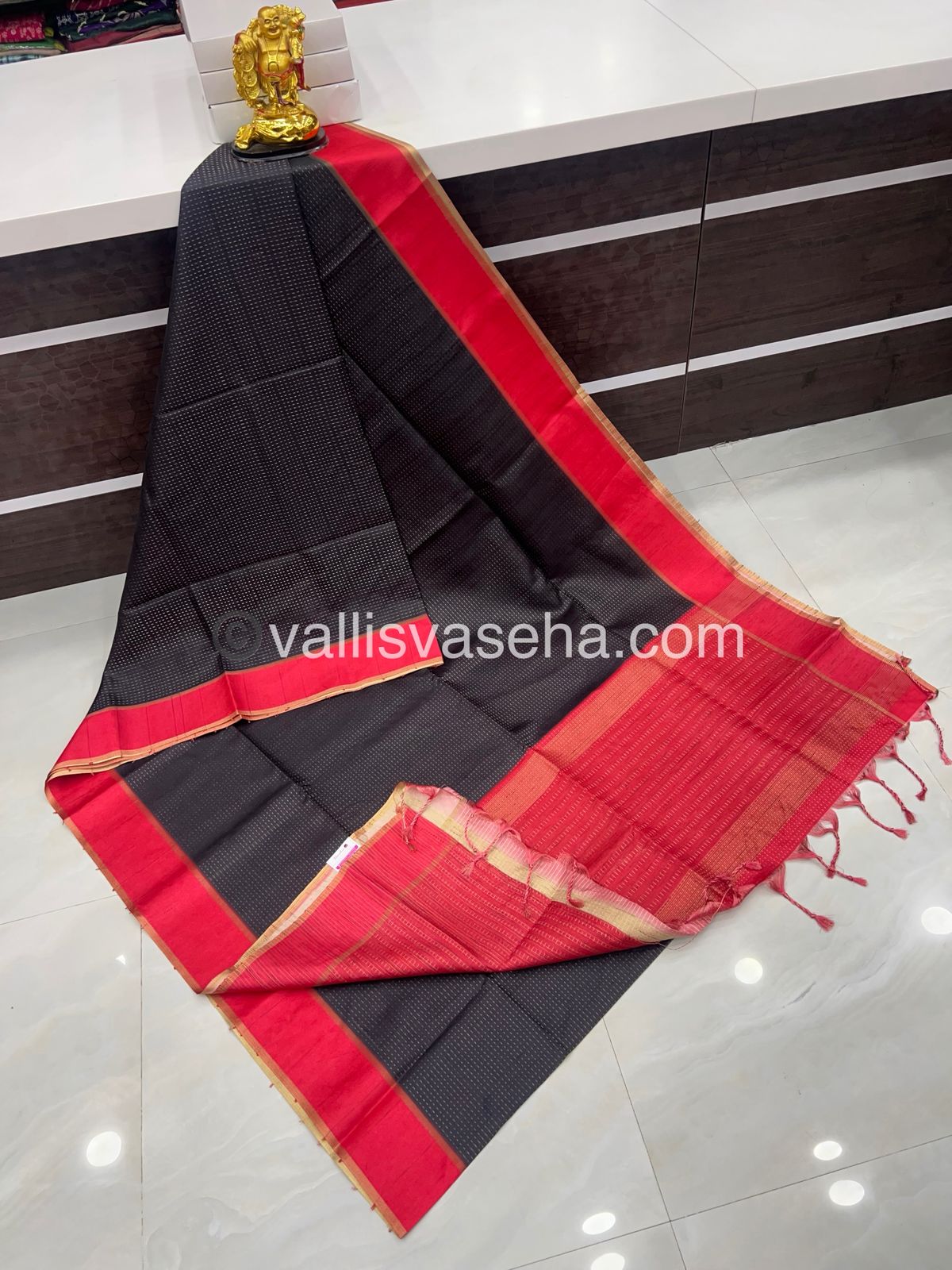 Semi Tussar Silk - Vairavoosi Design - VVSTS037