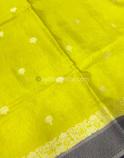 Russian Viscose - Premium Viscose Saree - VVRVS001