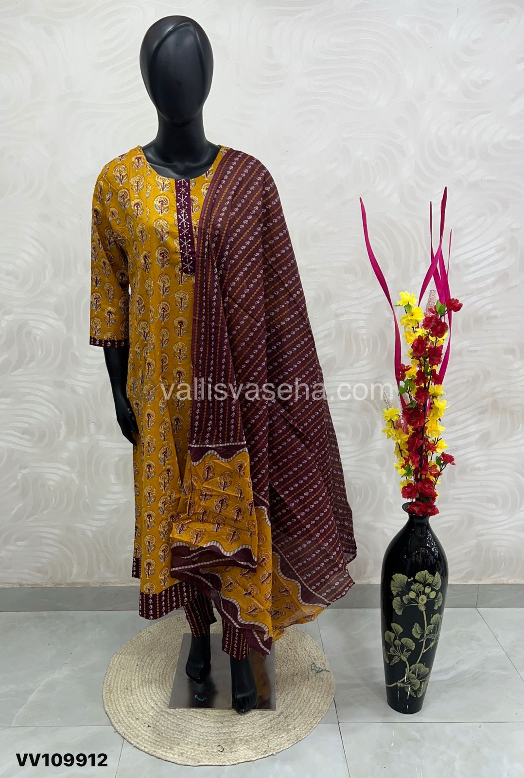 (Ready Made - Anarkali - Salwar, Kameez & Duppatta(3pc)- Printed Cotton - VVAS003