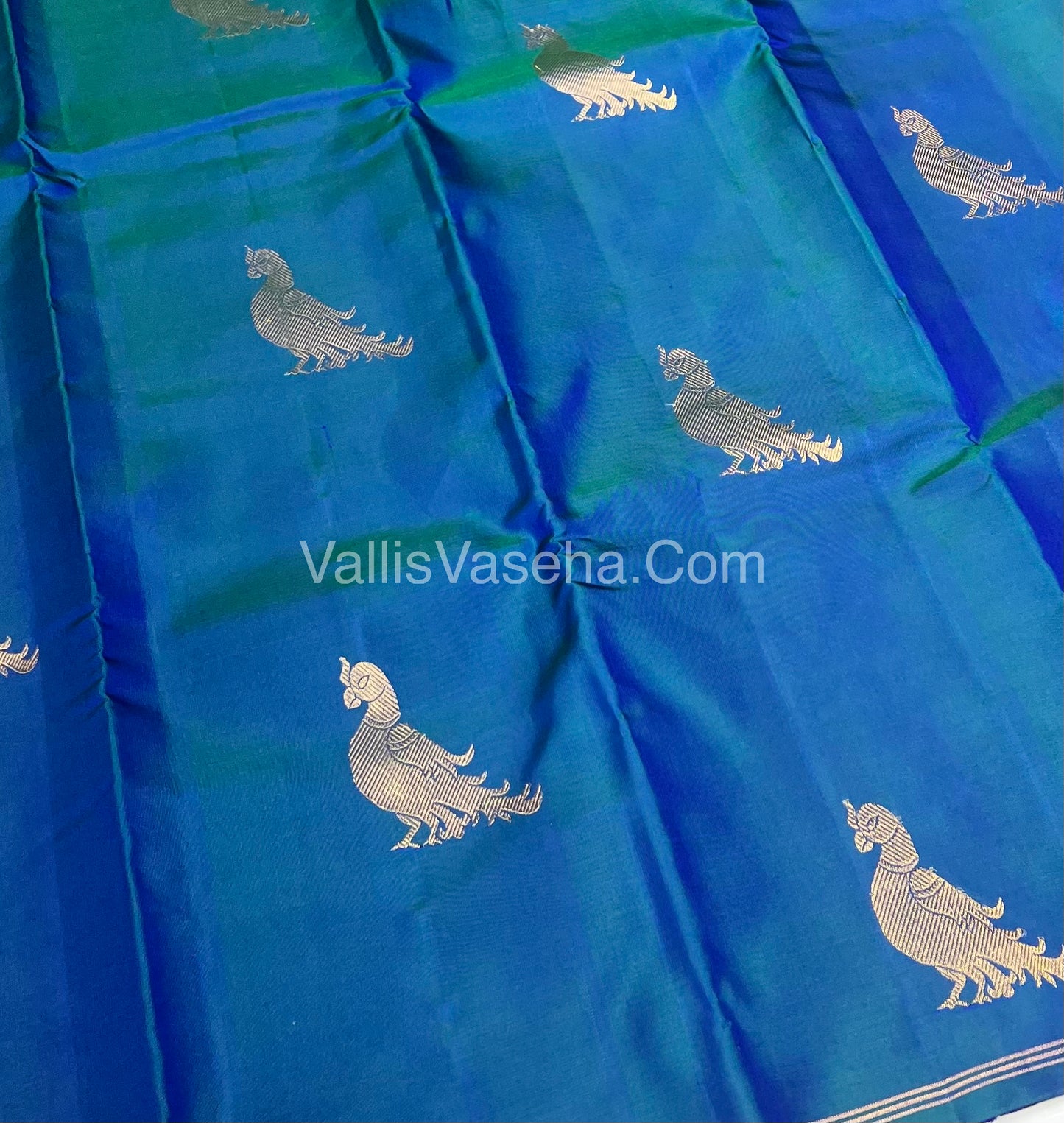 Pure Kanchipuram Silk Saree - Peacock Blue - VVPS021