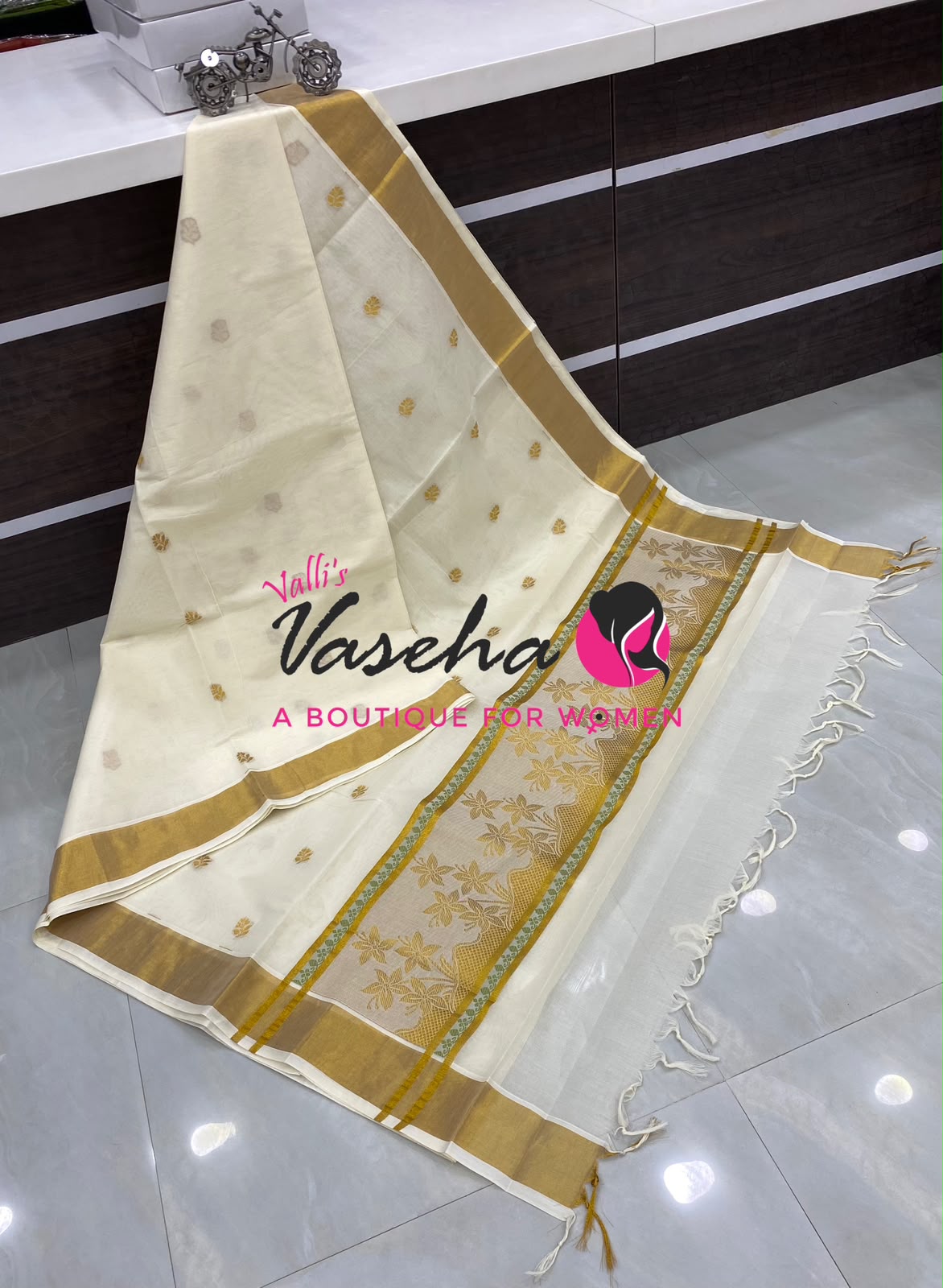 Kerala Cotton Saree - VVKCS031