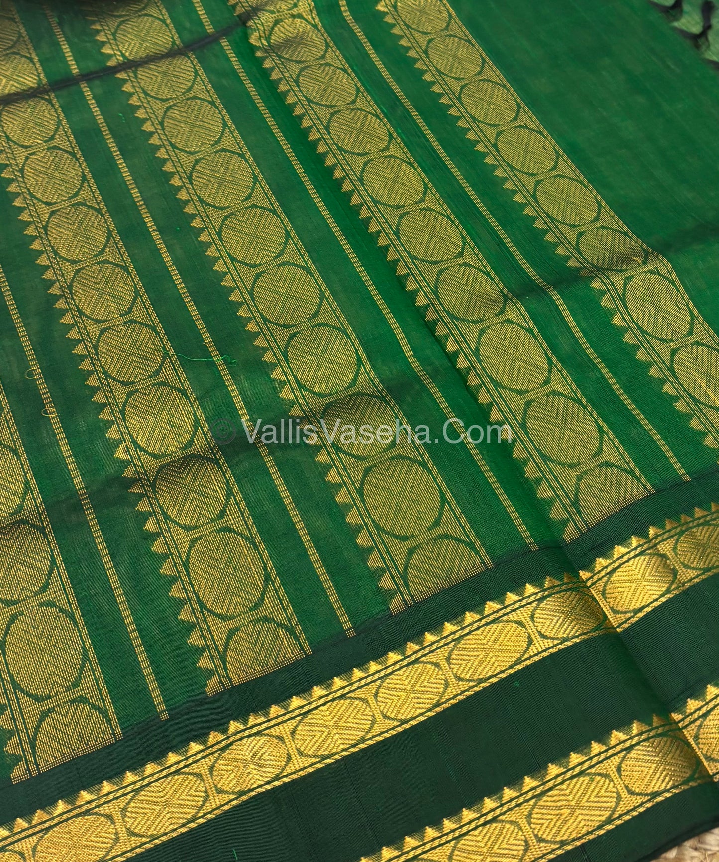 Pure Korvai Silk Cotton With Retta Petta Border - Checks pattern -  Green & Cream  - VVKSC013