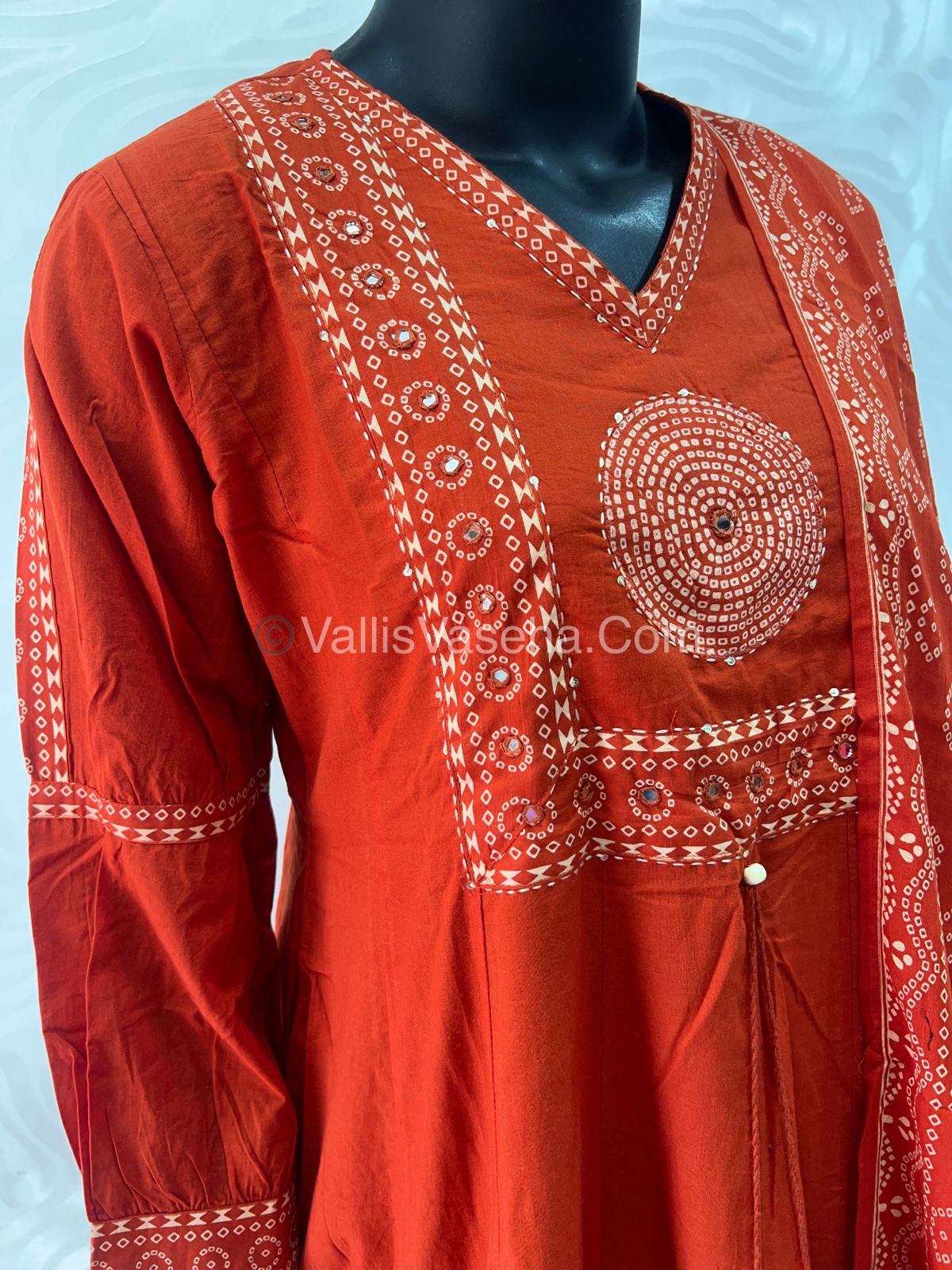Anarkali - Ornagish Rust Shade - Salwar, Kameez & Duppatta(3pc)- Fancy Cotton - VVRAS001