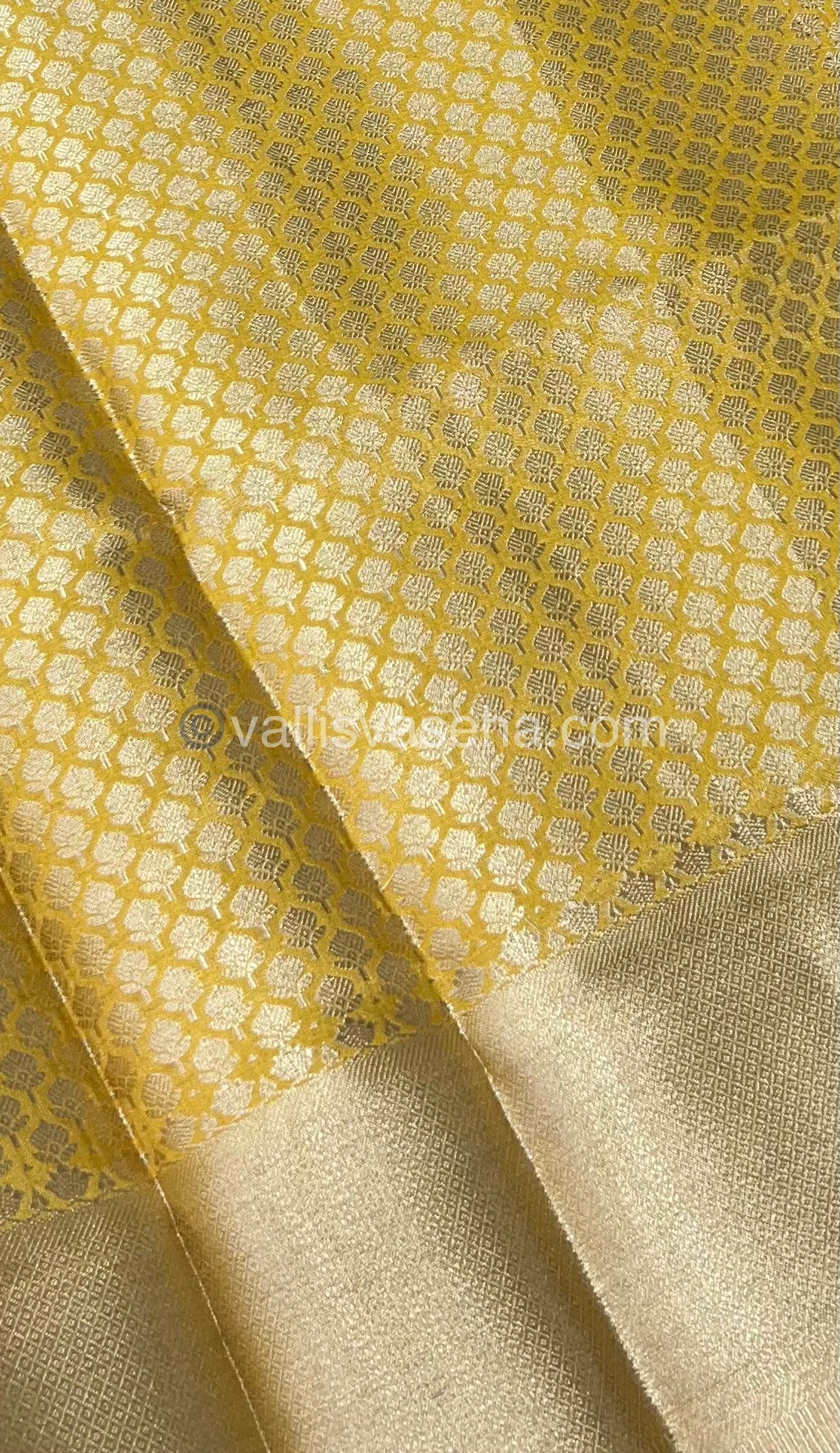 Softy Silk Saree - VVAADI30 - 30% less