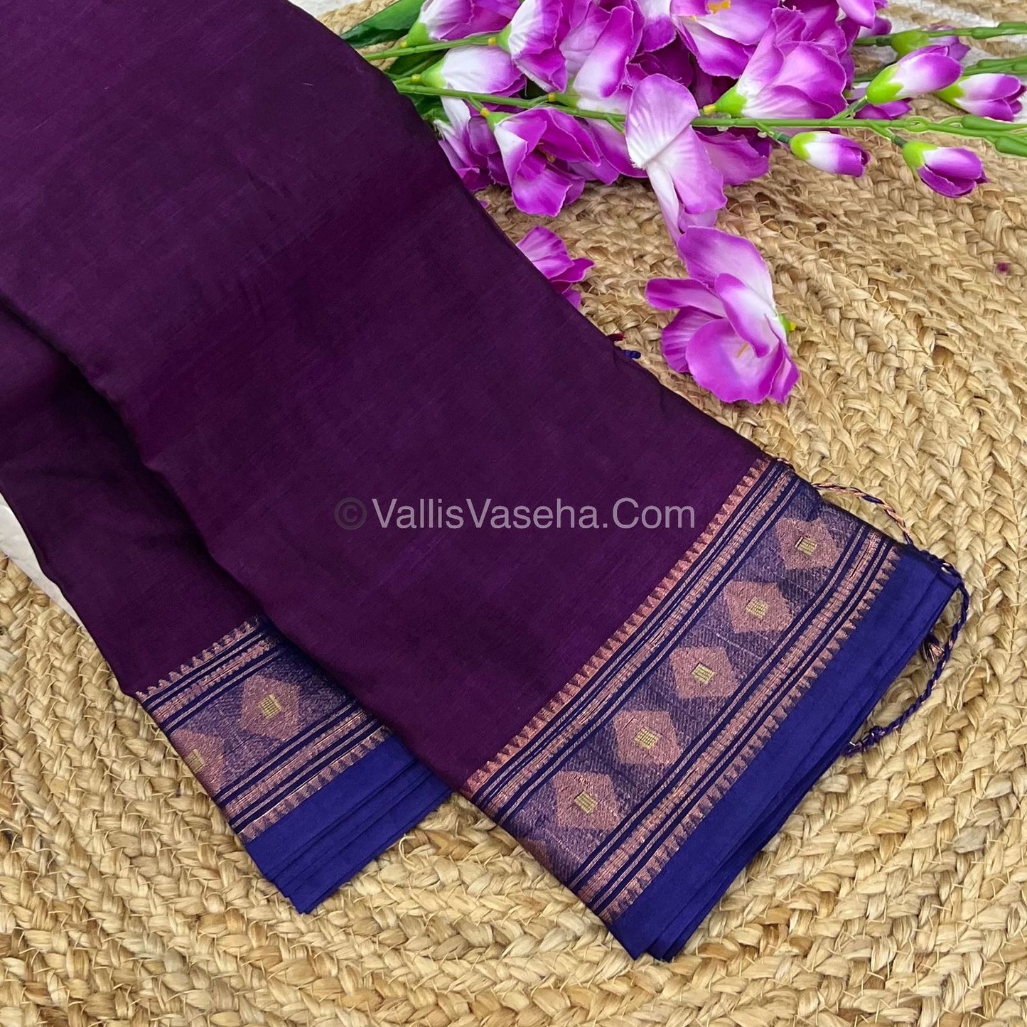 Dhaka Cotton Saree - VVDCS001