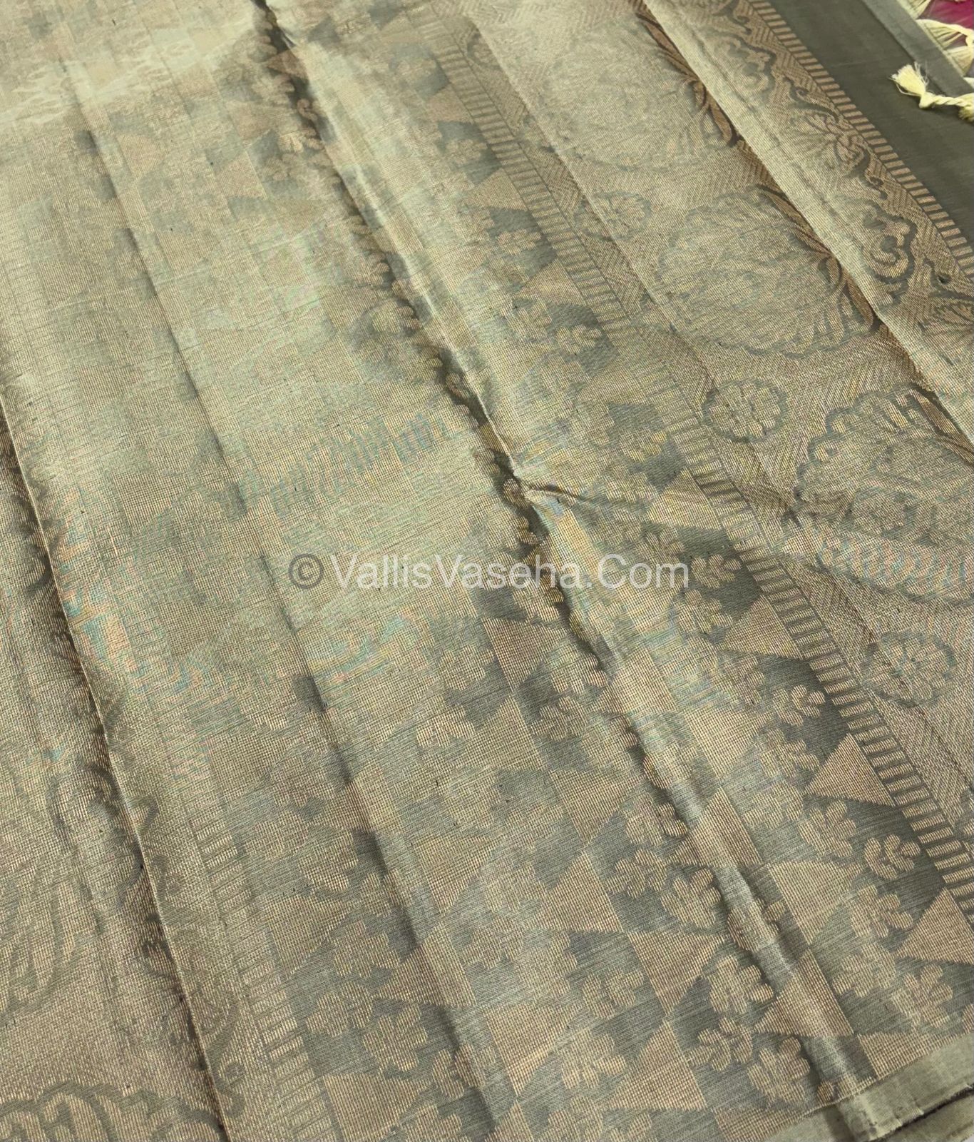 Half Mix - Pure Soft Silk Saree - VVPSS054