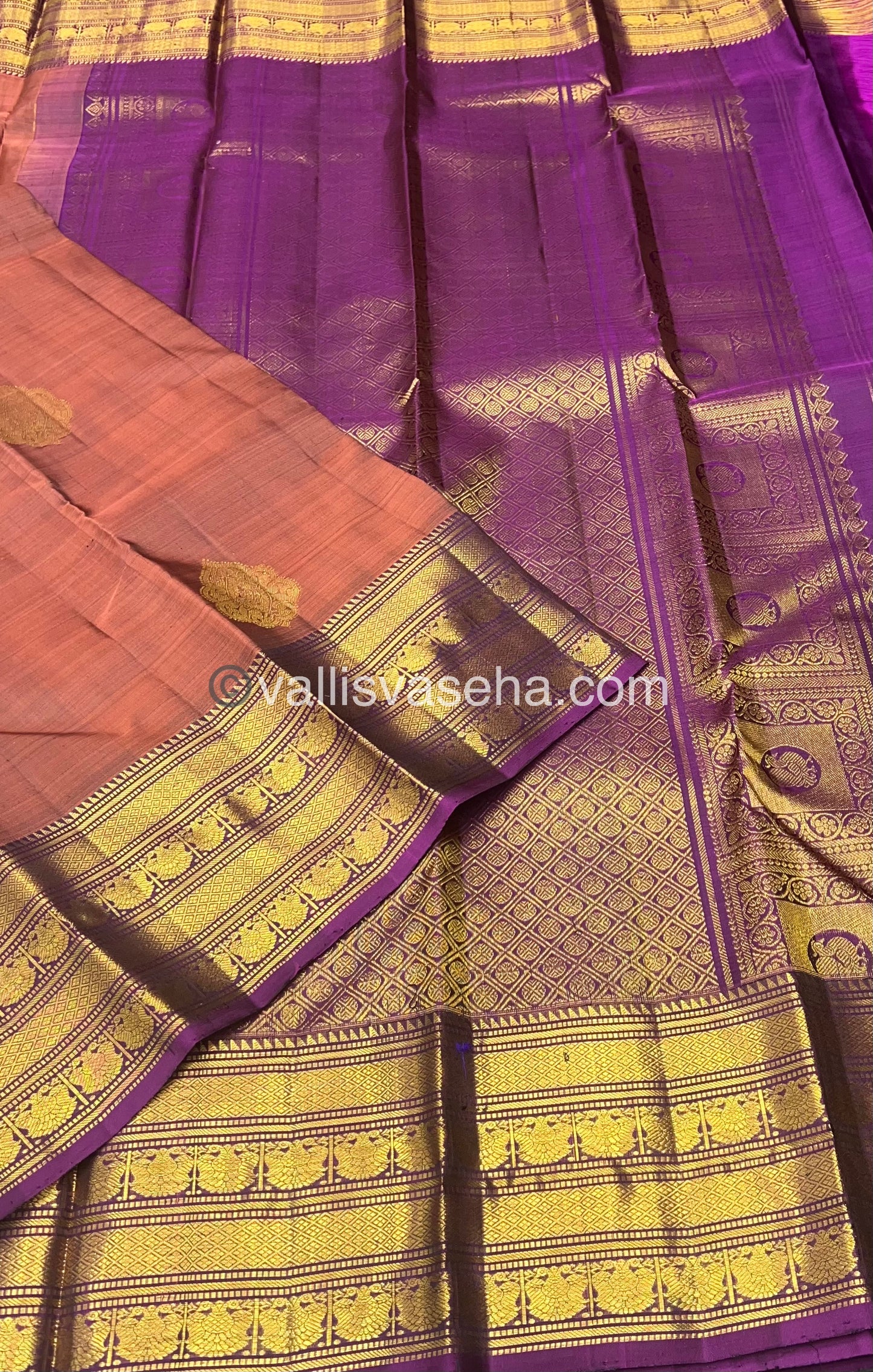 Pure Kanchipuram Silk Saree - Onion Pink & Purple Shade  - VVPS022
