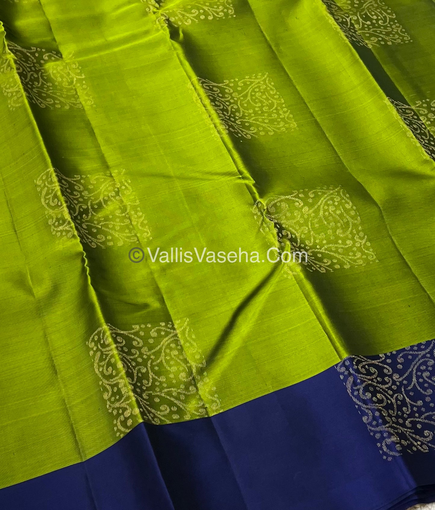 Half Mix - Pure Soft Silk Saree - VVPSS030