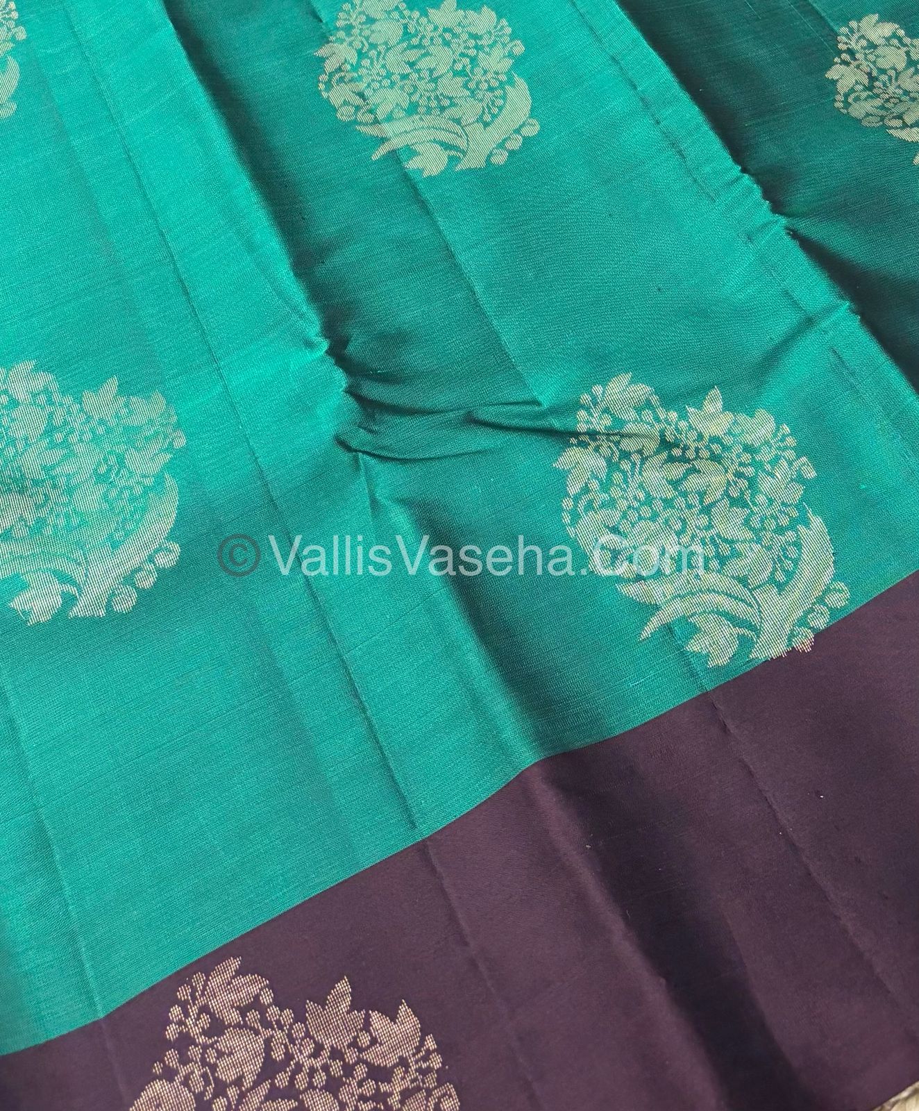 Half Mix - Pure Soft Silk Saree - VVPSS049