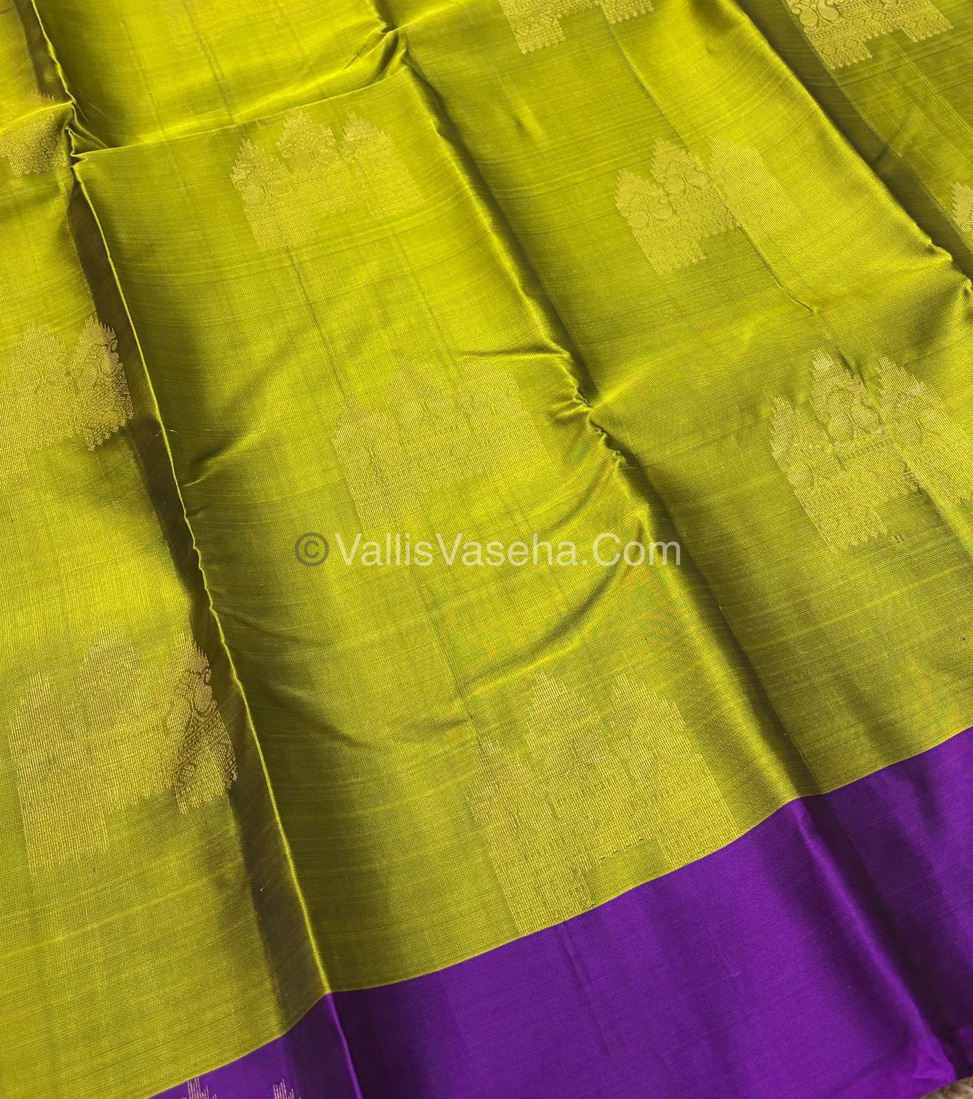 Half Mix - Pure Soft Silk Saree - VVPSS044