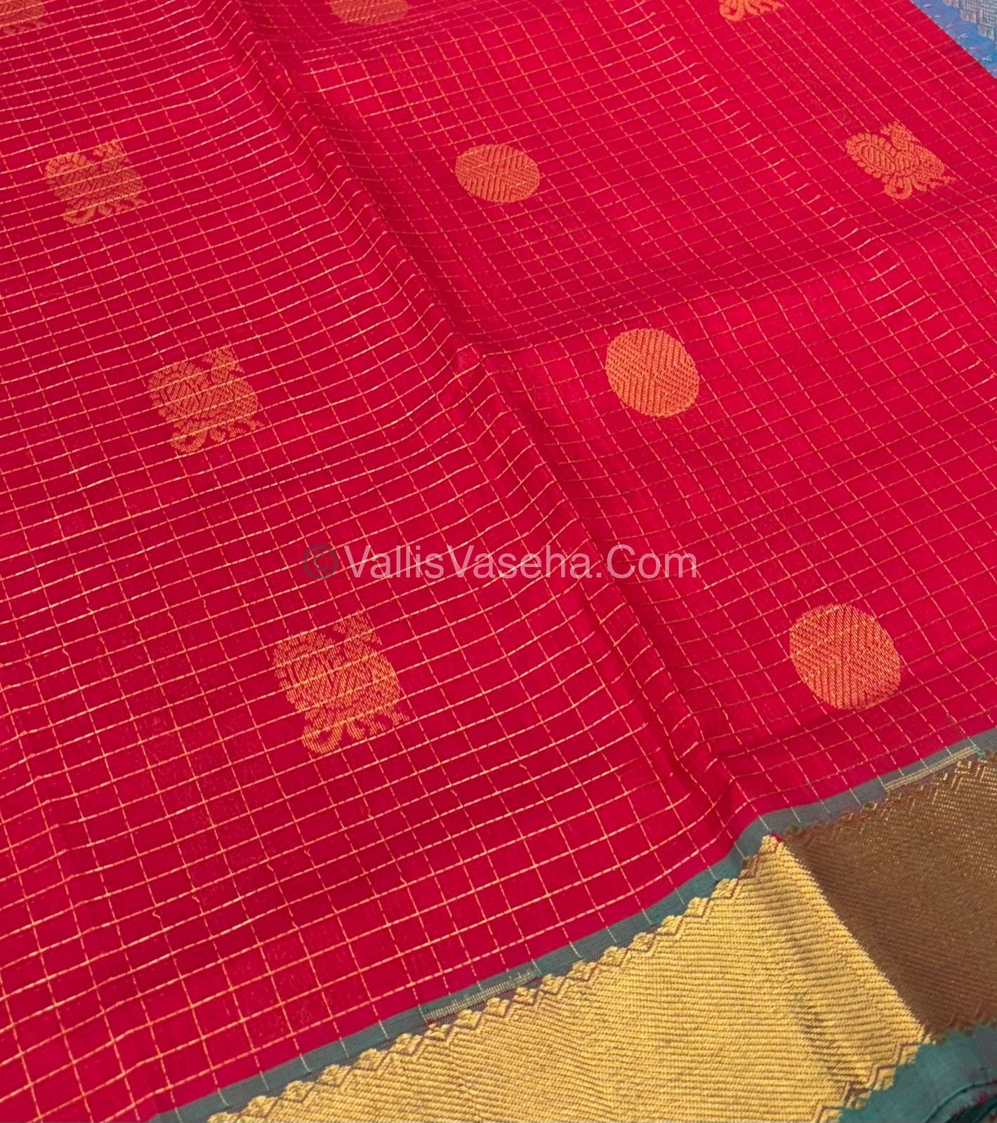 Pure Silk Cotton Saree - Mayil & Chakkaram Design - Red  With Blue Shade - VVMC002
