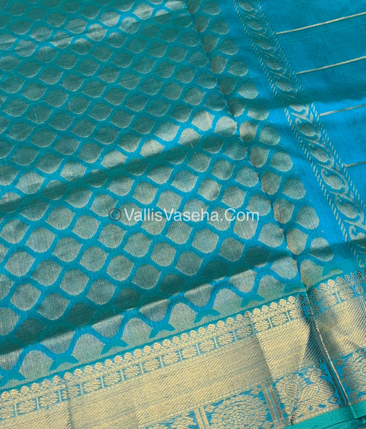 Pure Silk Cotton Saree - Mayil & Chakkaram Design - Blue with Blue - VVMC001
