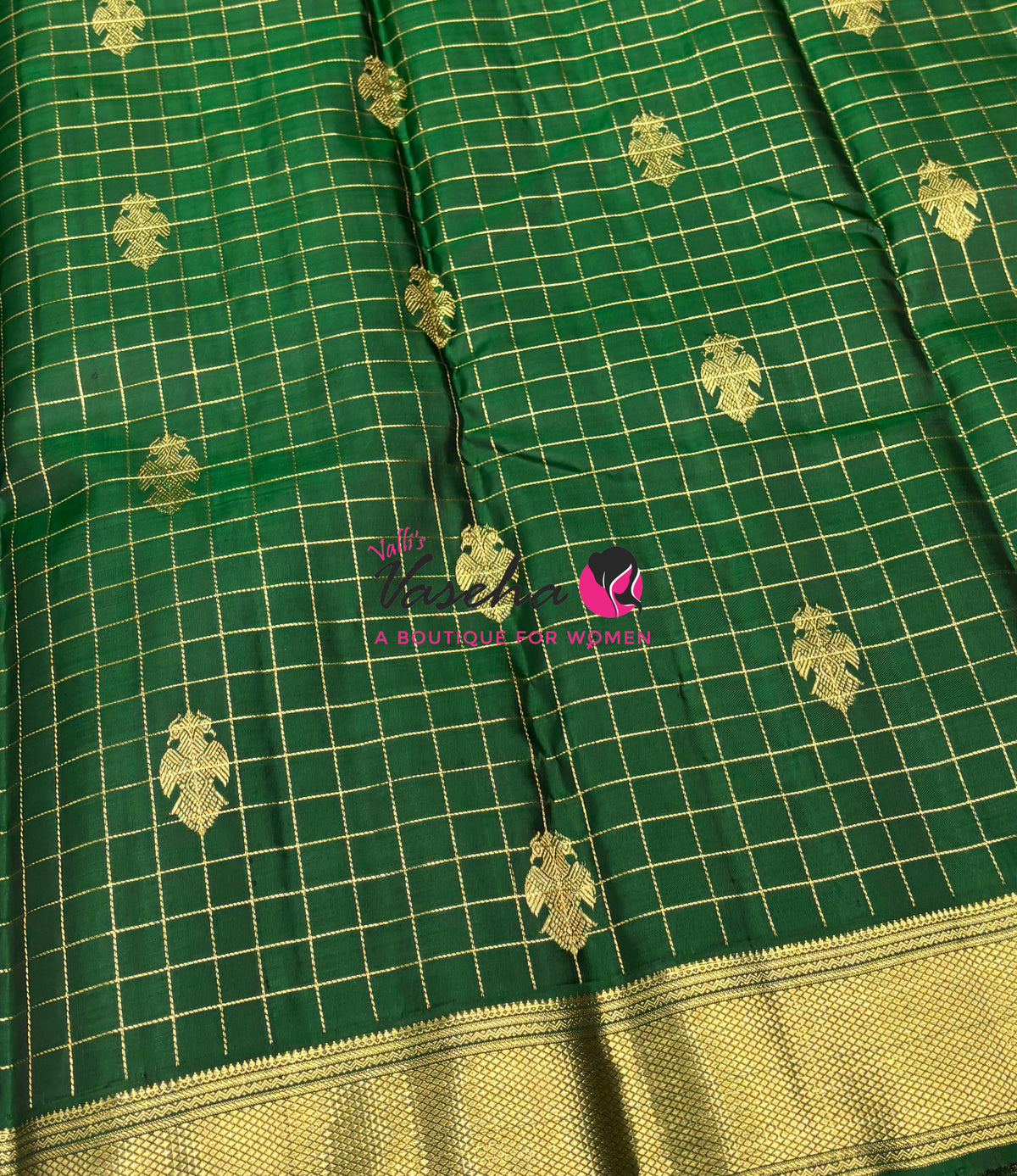 Pure Kanchipuram Silk Saree - Green Shade  - VVPS027