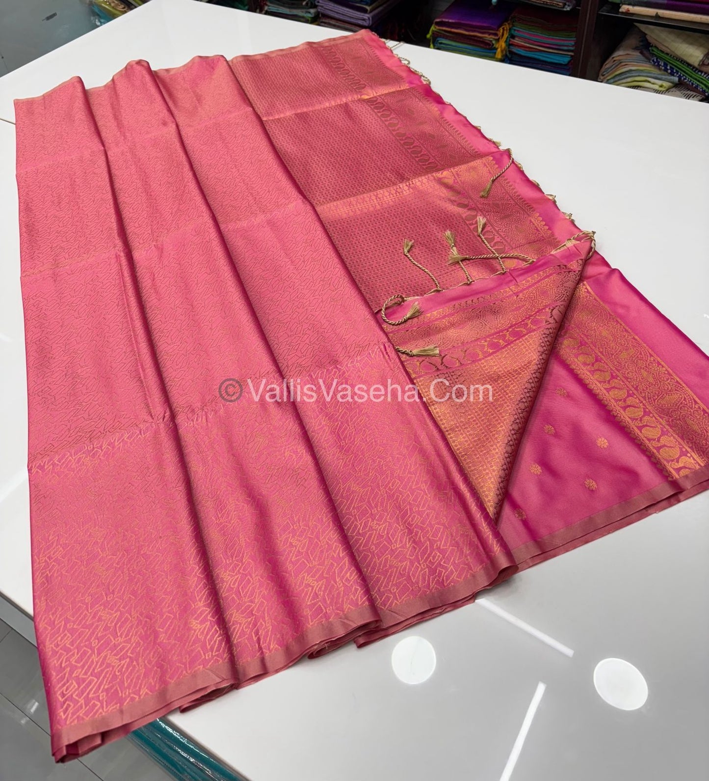 Semi Soft Silk   - Pink Shade -VVSSS012 Borderless - Contemporary Design -