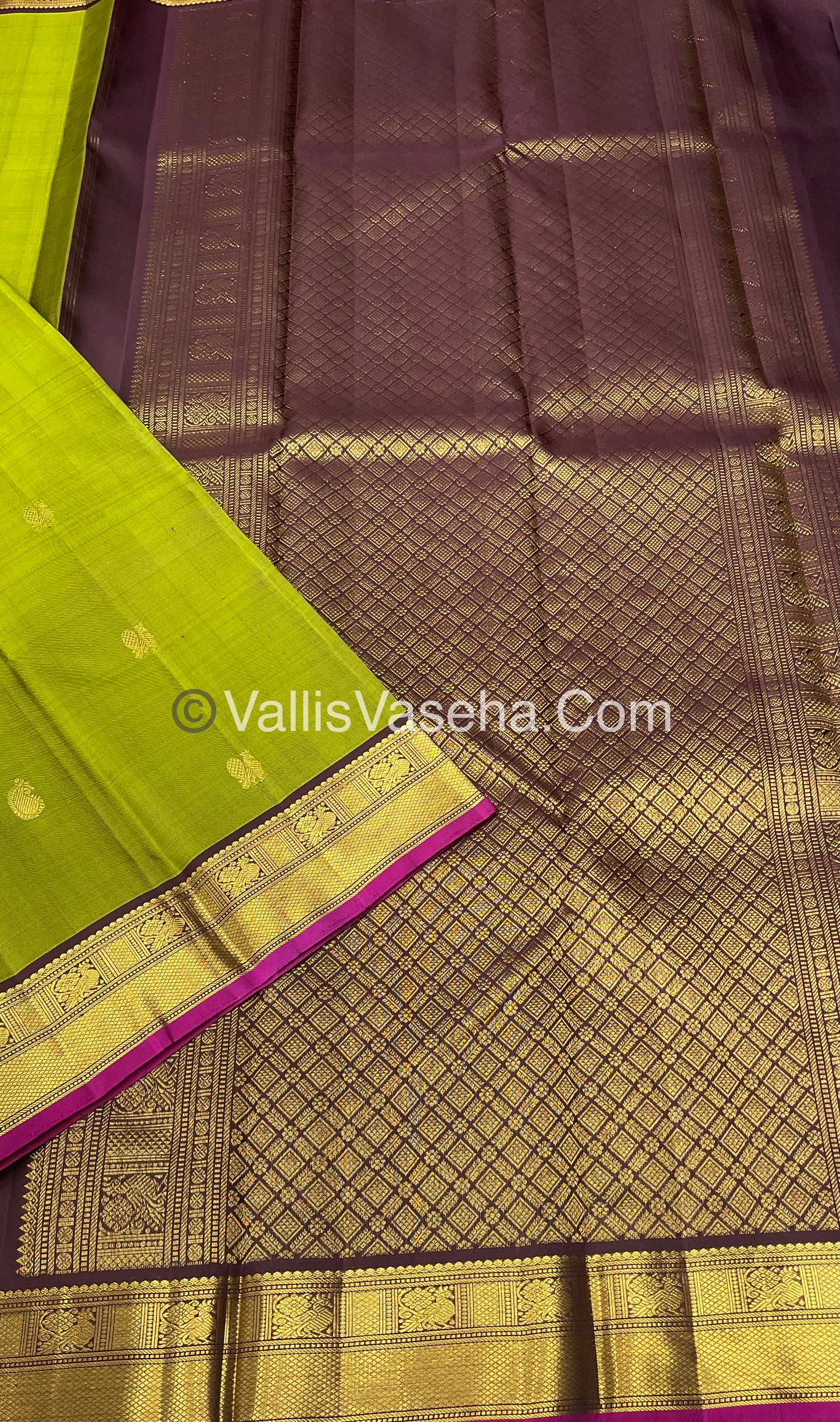 Pure Kanchipuram Silk Saree - Mehandi Green & Brownish Wine Combo - VVPS014