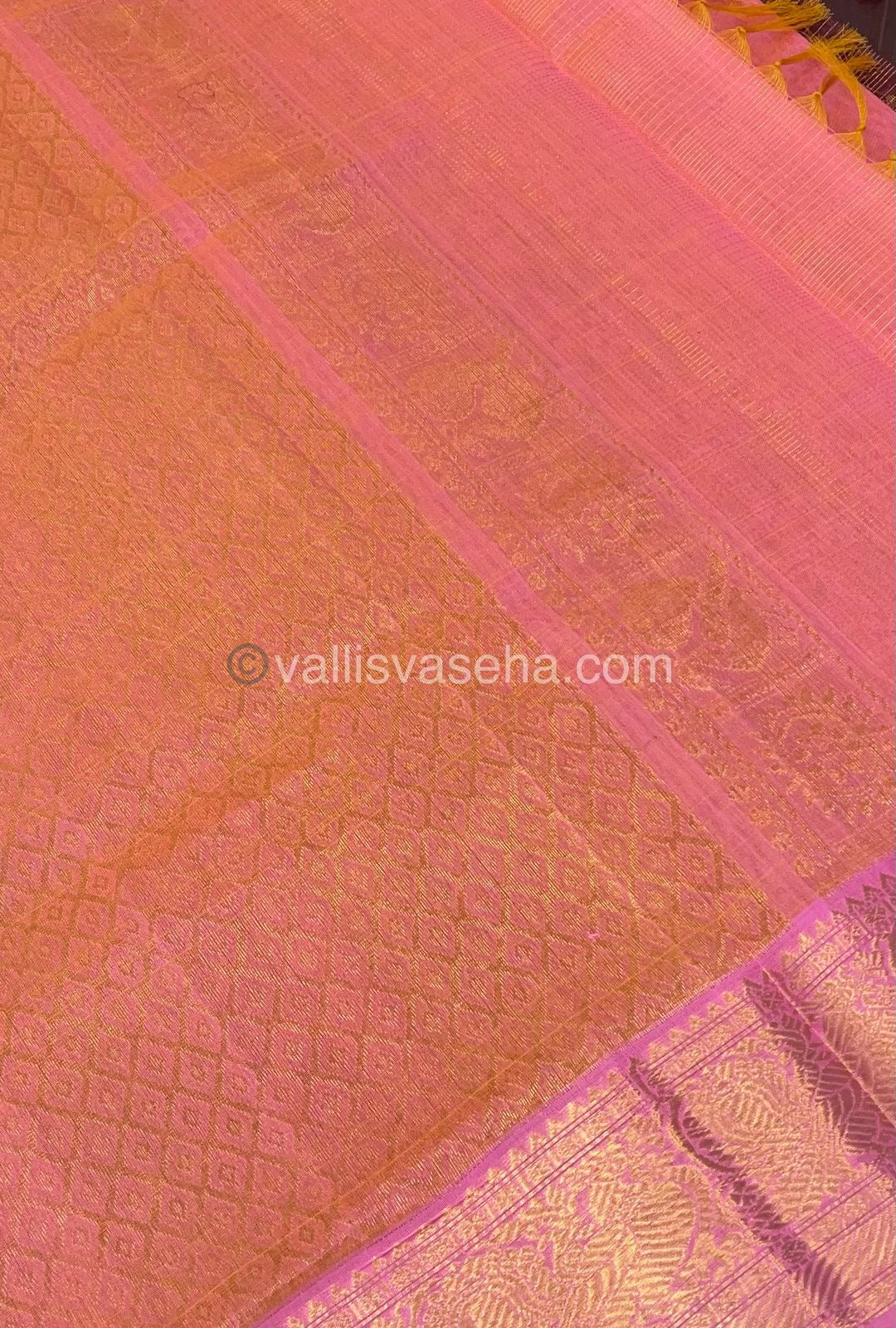 Pure Silk Cotton Saree - Vairavoosi checks - Mayil & Chakkaram - VVMCV002