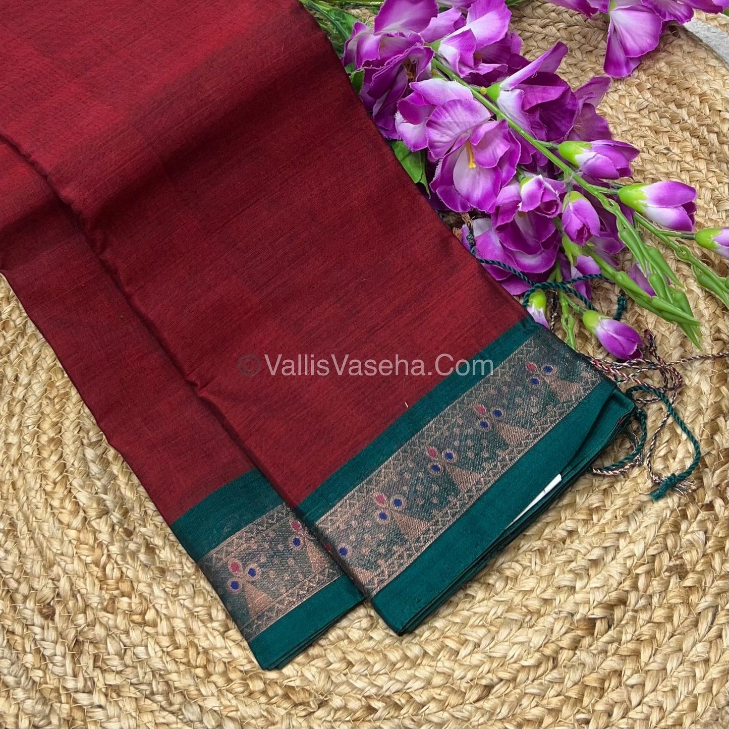 Dhaka Cotton Saree - VVDCS001