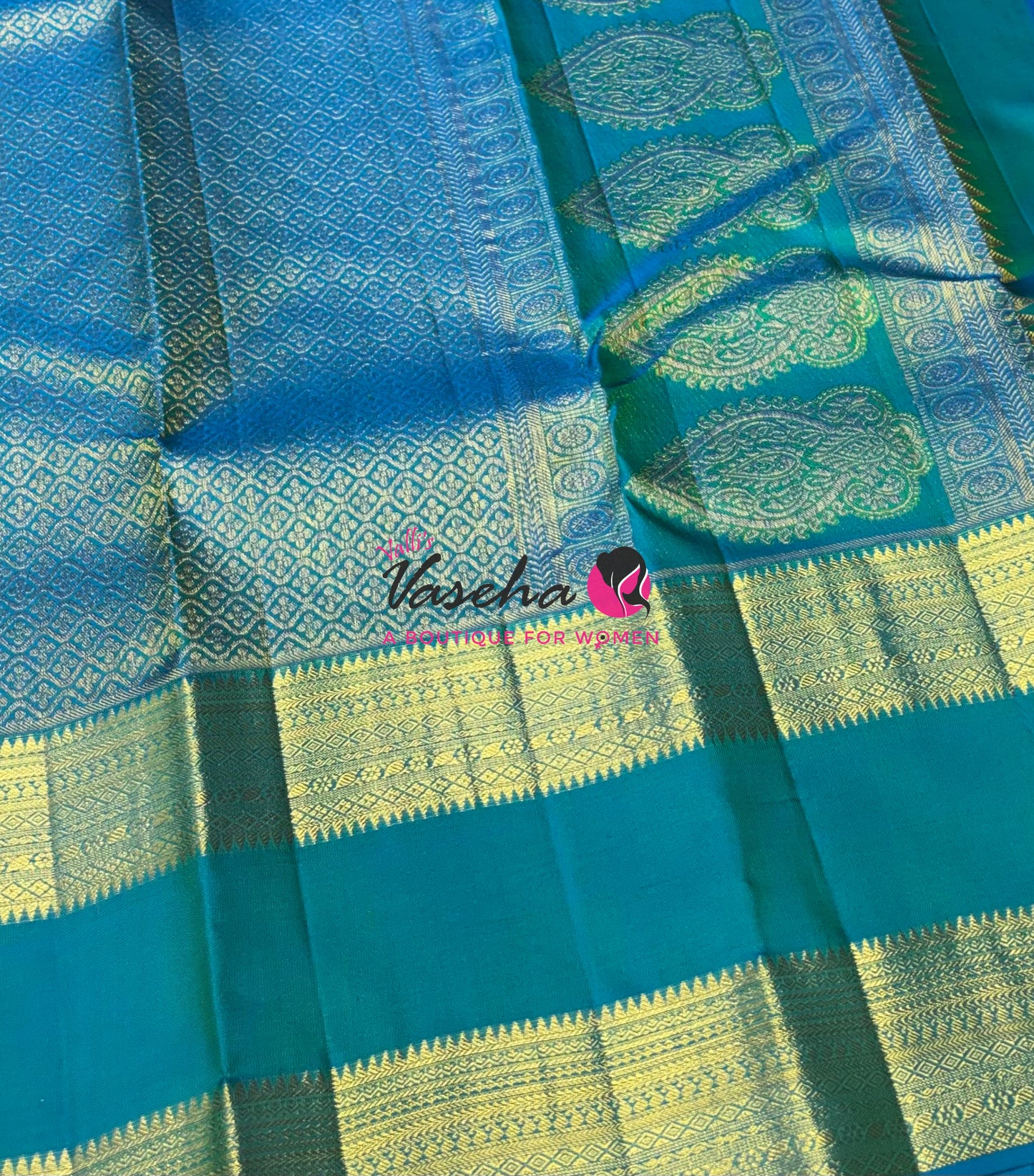 Pure Kanchipuram Silk Saree - Dual Tone Lemon Green & Turquoise Blue Shade  - VVPS022