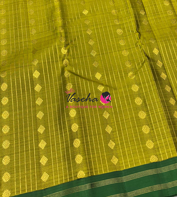 Pure Kanchipuram Silk Saree - Mahendi Green & Green Shade  - VVPS022