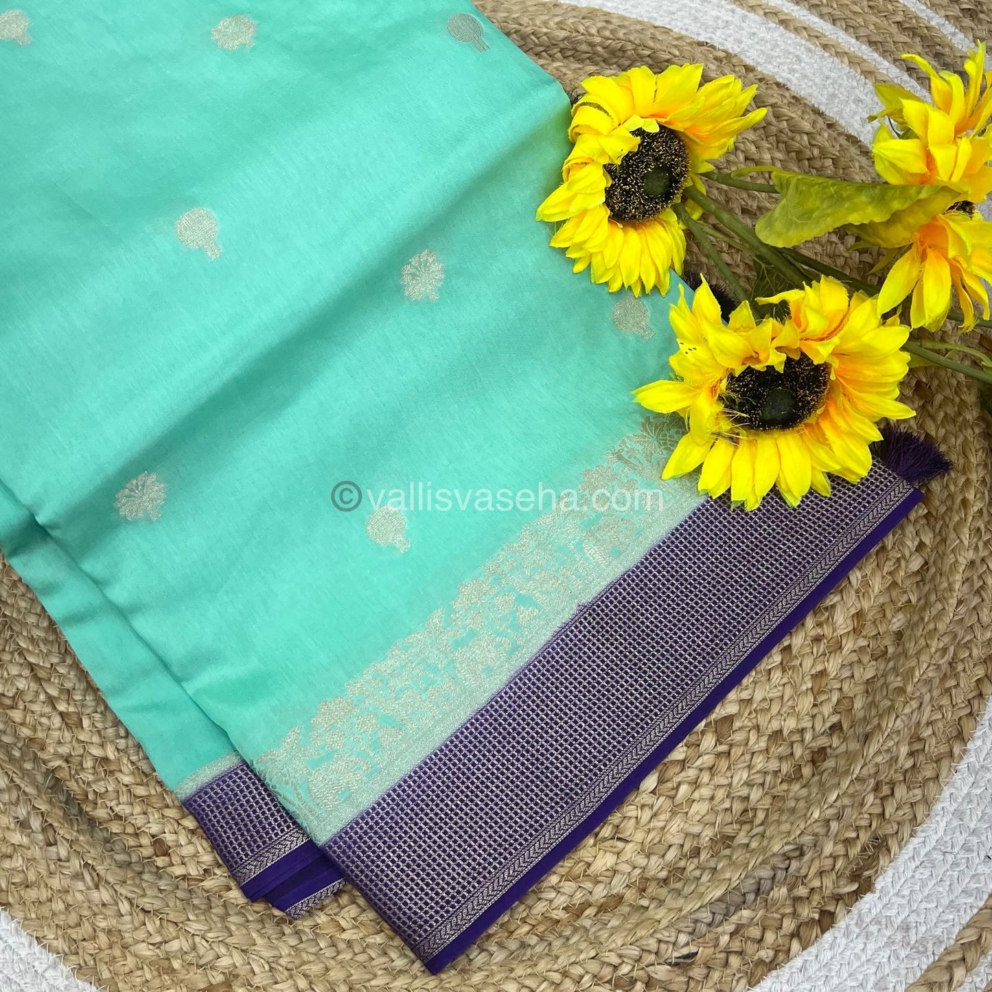 Russian Viscose - Premium Viscose Saree - VVRVS001