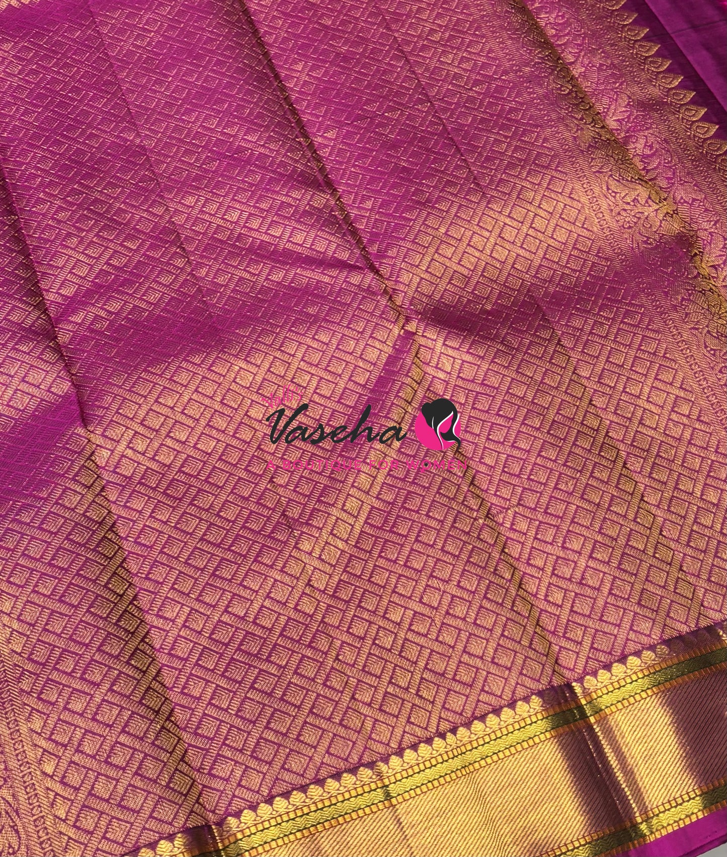 Pure Kanchipuram Silk Saree - Green With Pink Combo - VVPS027