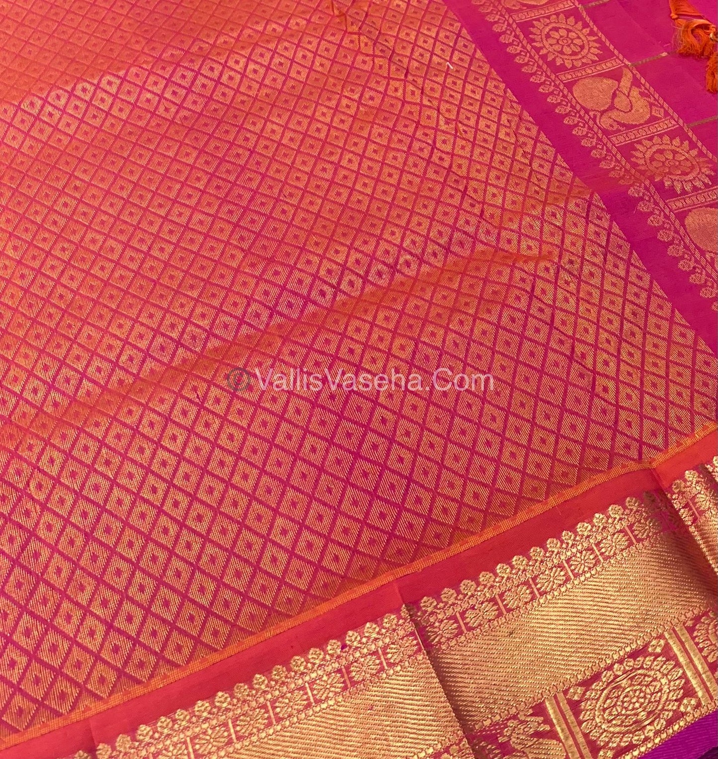 Pure Silk Cotton Saree - Mayil & Chakkaram Design - Blue With Peachish Pink - VVMC001
