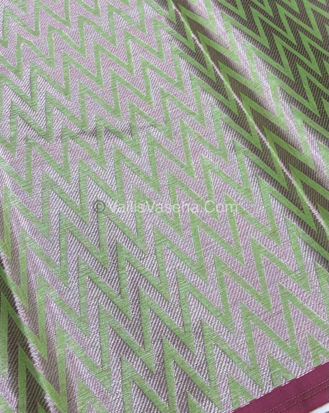 30% less - Offer Saree - Semi Soft Silk Saree - VVDS005