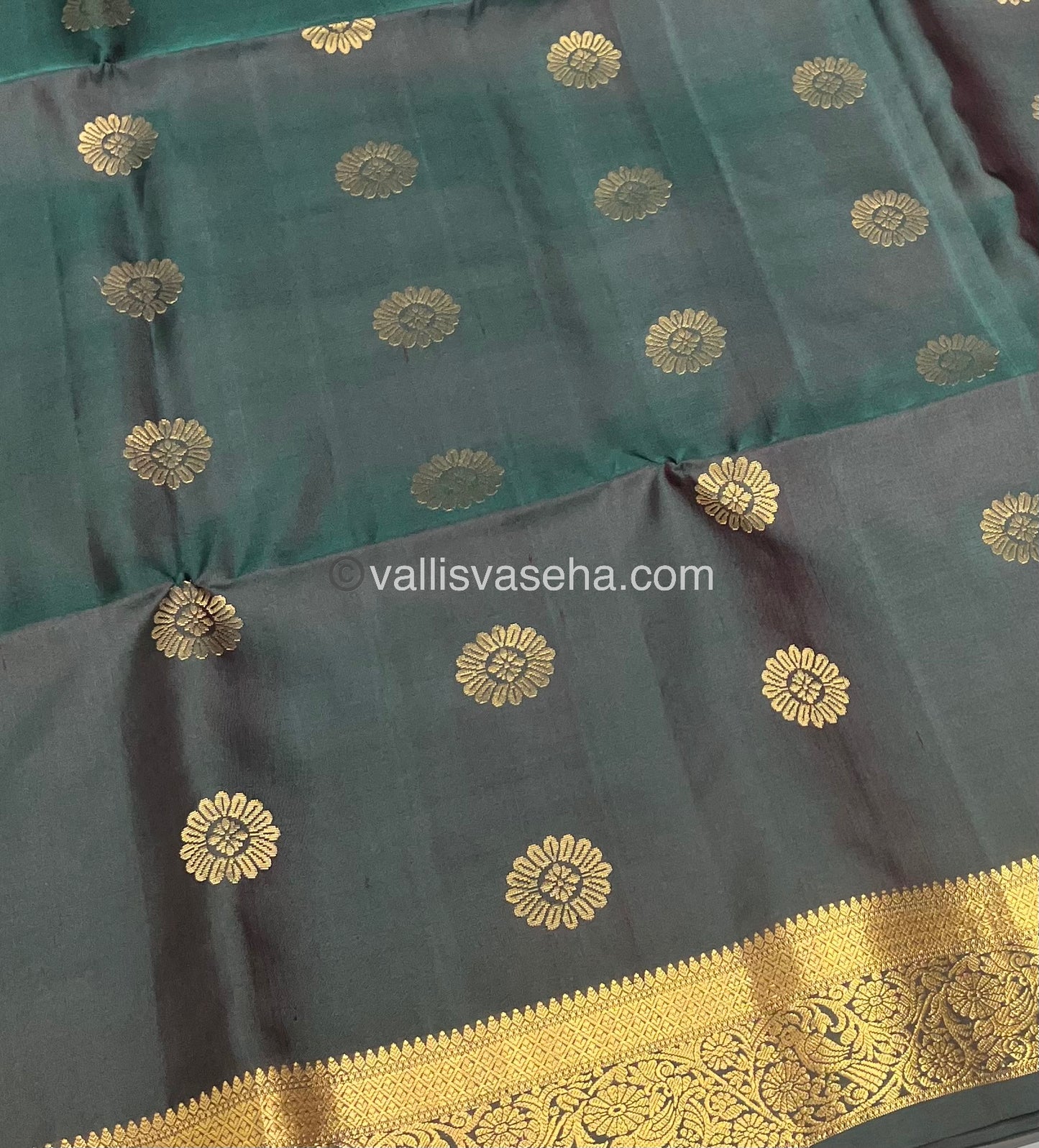 Pure Soft Silk Saree - Kanchi Border - Double Tone Green Shade - VVPSS046