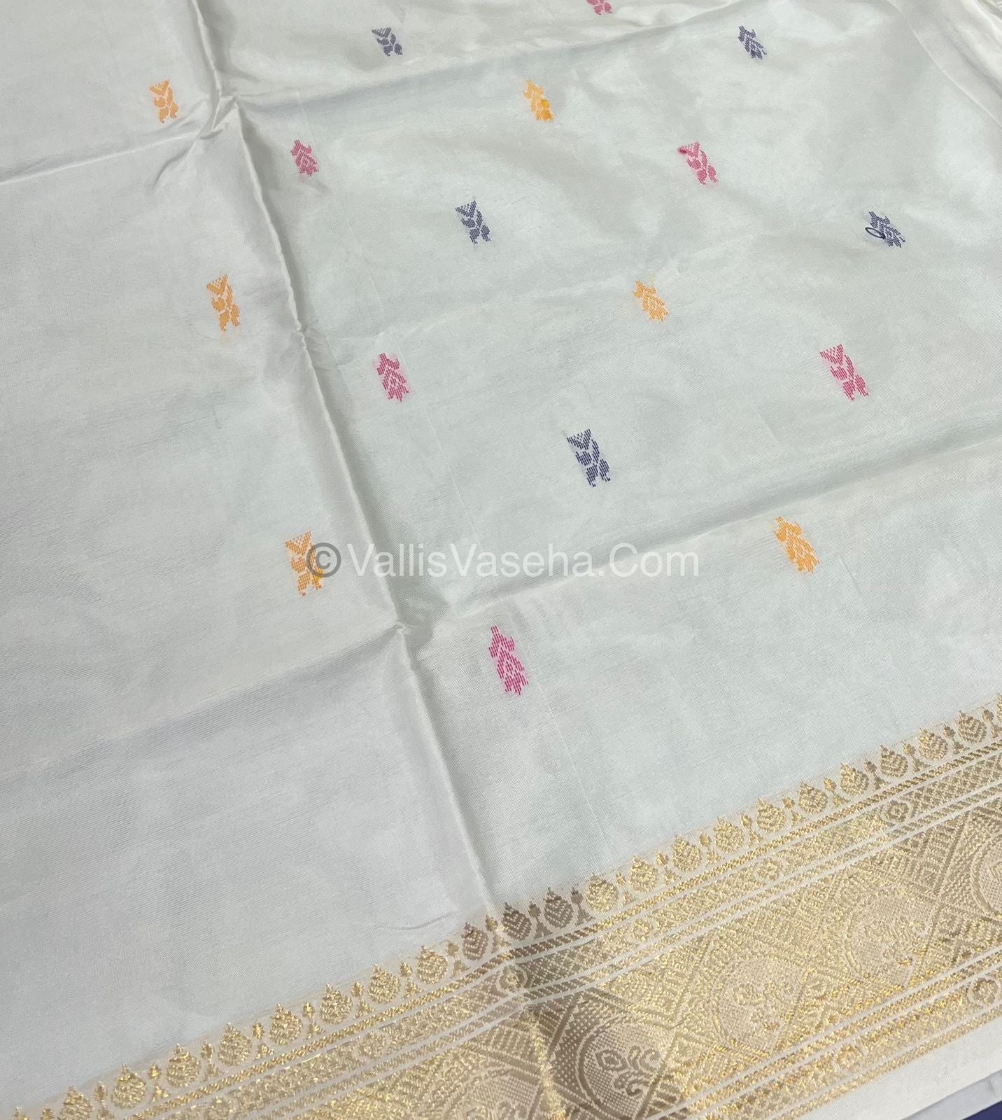 Vazhai Pattu Saree / Banana Pith - With Blouse - VVVPS001