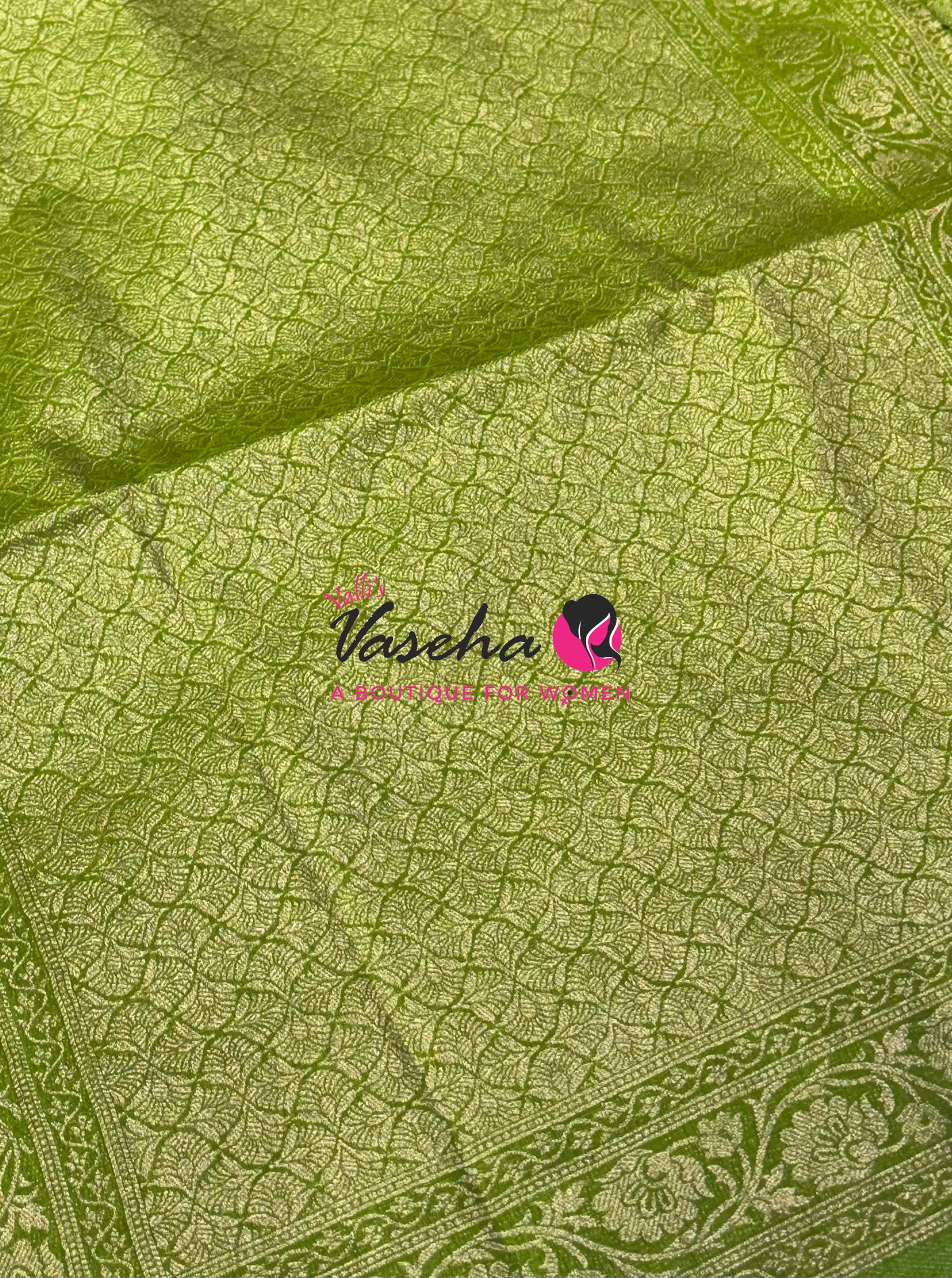Banarasi - Heritage Silk - Semi Kathan Silk - Parrot  Green Shade - VVBHS011