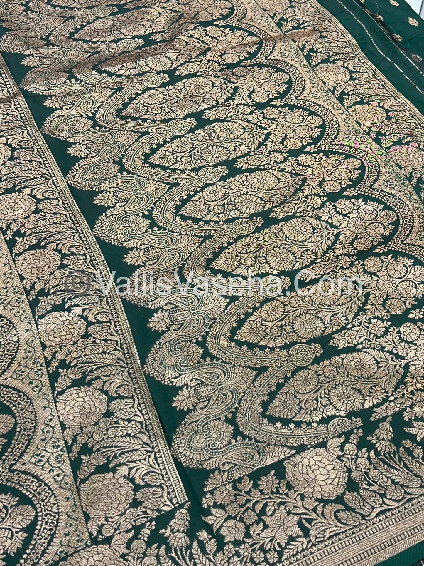 Semi Soft Silk with Border - Green Shade  -VVSSS012
