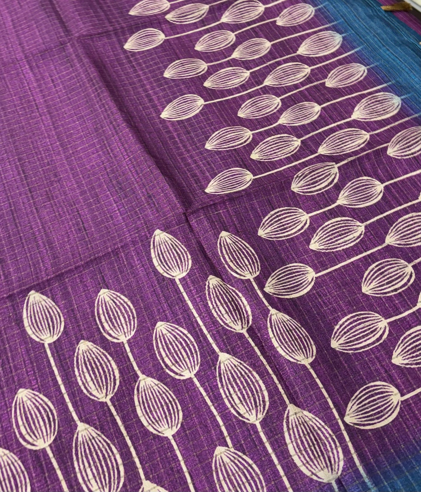 Art Tussar / Art Silk - Purple  & Blue Shade - VVATS001