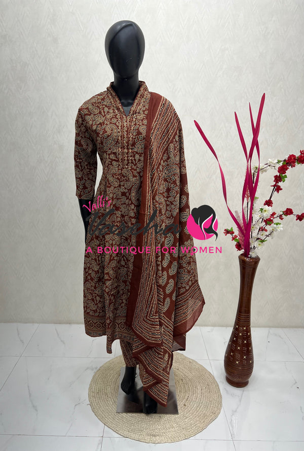 Ready Made | Anarkali - Ajrakh Print |Salwar, Kameez & Duppatta(3pc)|Cotton |Merun - VVAS009