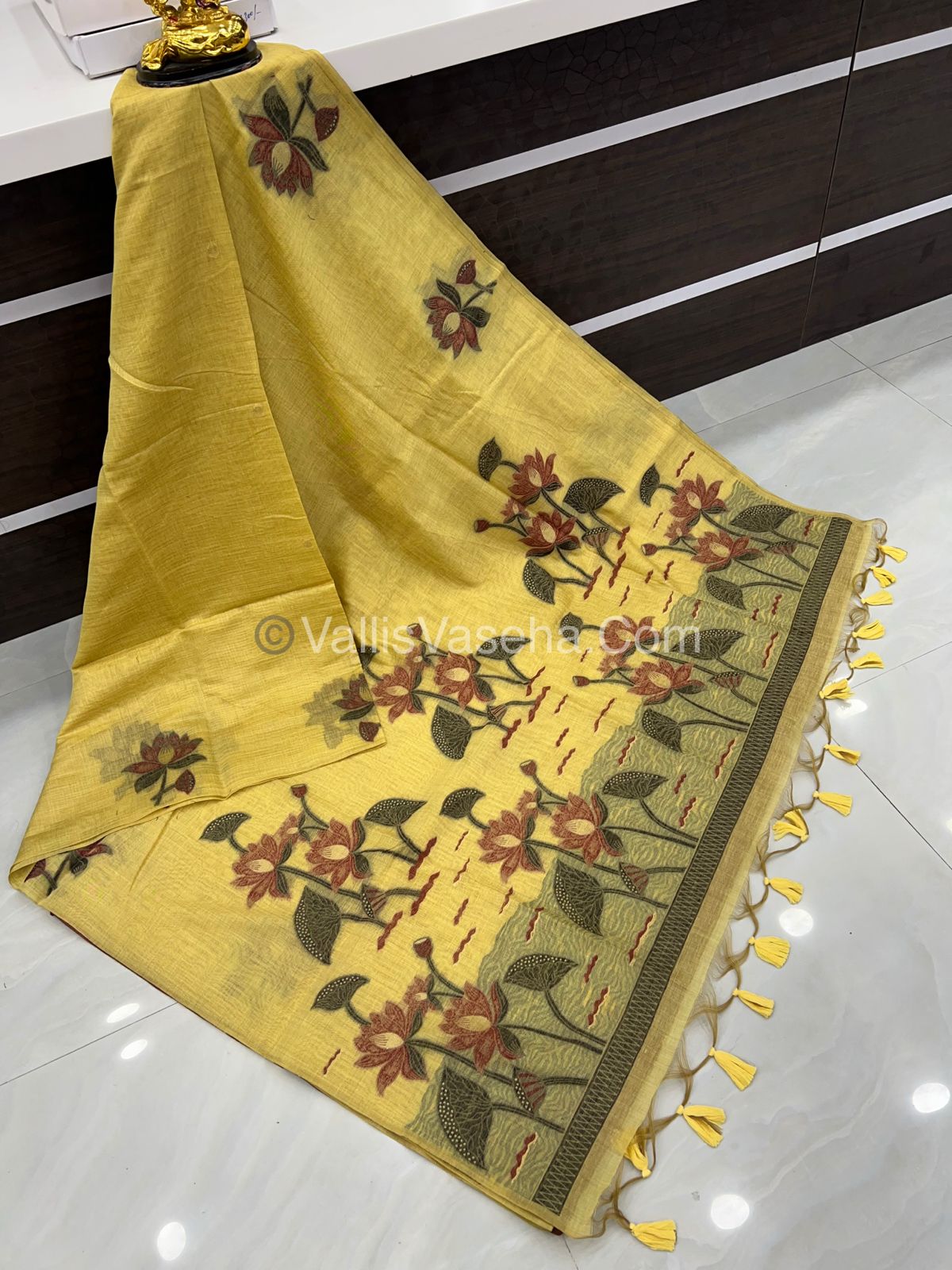 Muga Cotton Saree - Contrast Blouse - VVMCS001