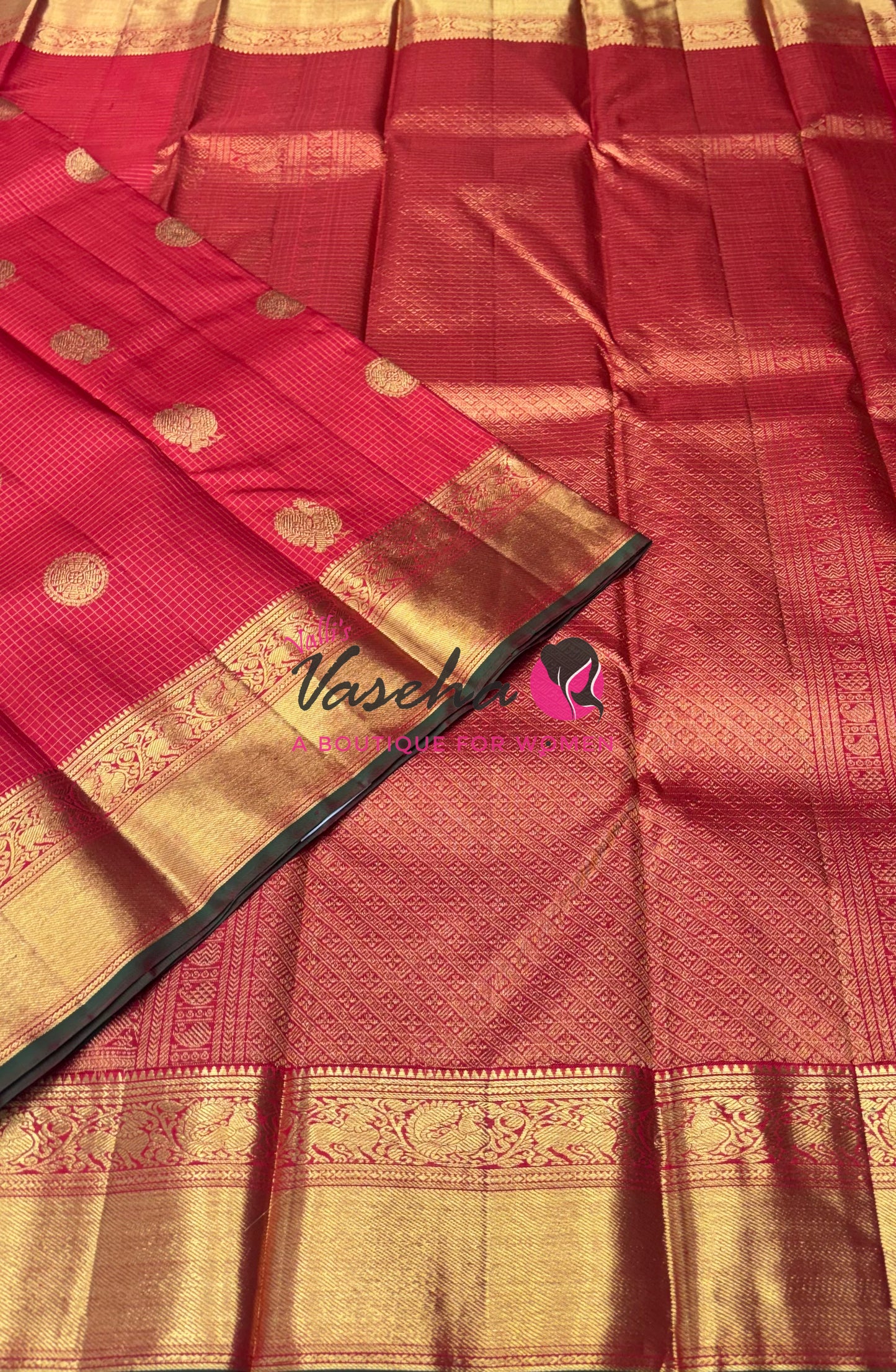 Pure Kanchipuram Silk Saree - Red Shade - VVPS040