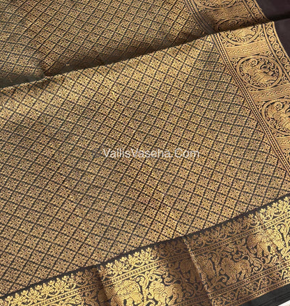 Pure Soft Silk Saree - Kanchi Border -  Dark Green Shade - VVPSS046