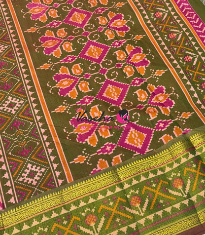 Semi Patola | Printed Silk Saree - Pink With Green Combo - VVSPS001