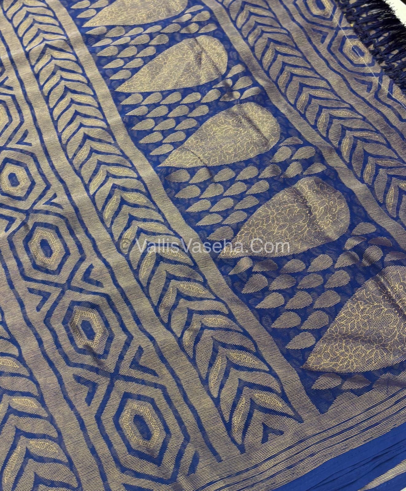 40% less - Offer Saree - Barso Saree - VVDS006