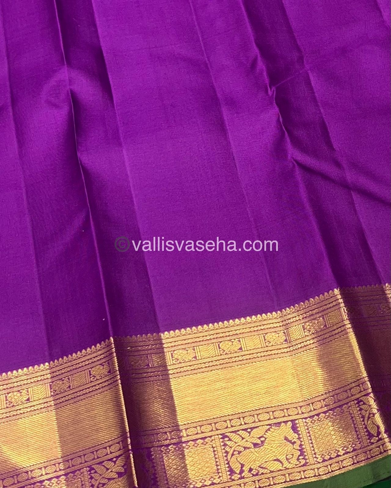 Pure Kanchipuram Silk Saree - Dual Tone Rust & Purple Shade  - VVPS022