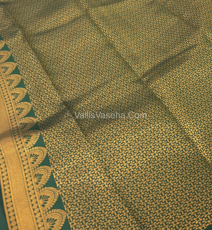 Kanchi Semi Silk  - Cream with Green - VVKSS003