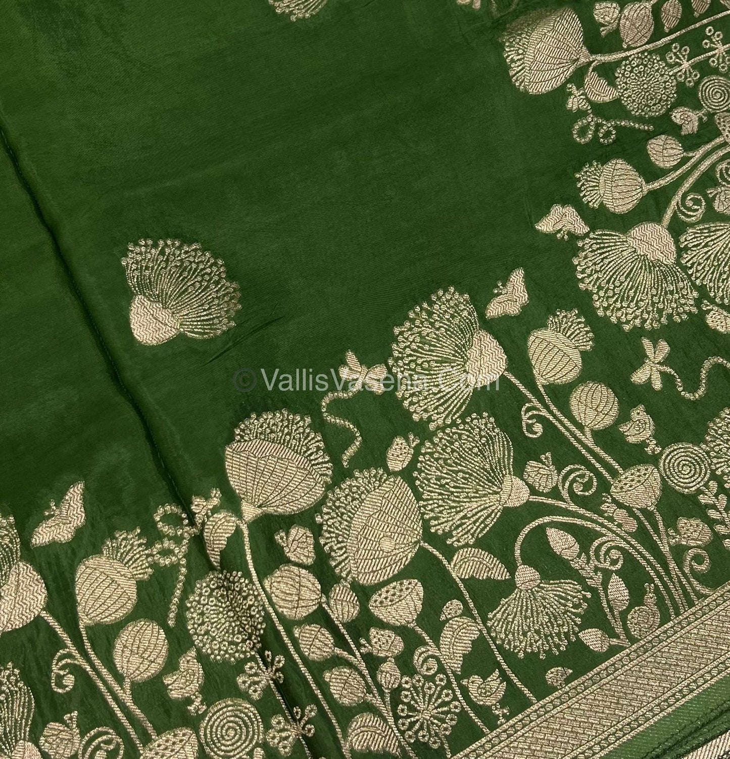 Banarasi Premium Viscose Saree - Green Shade - VVBPV001