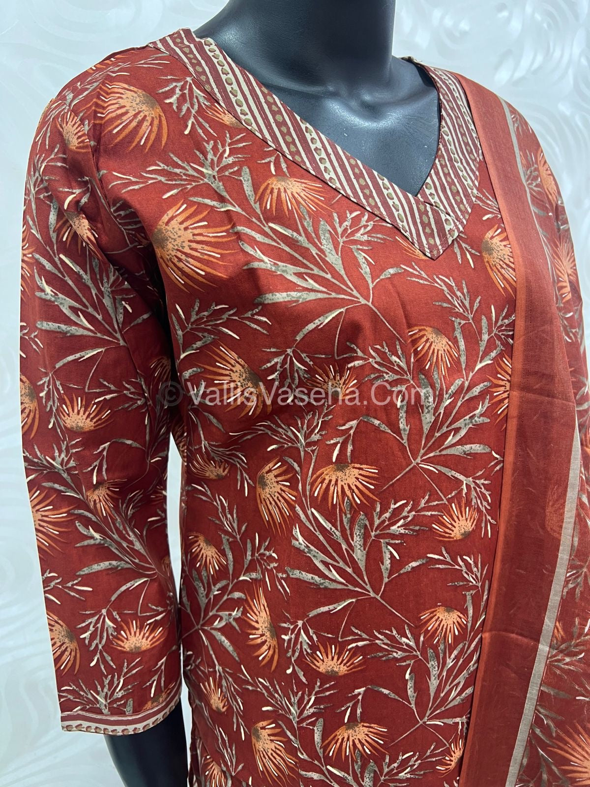 Ready Made - Salwar, Kameez & Duppatta(3pc) - Printed - VVRBS002